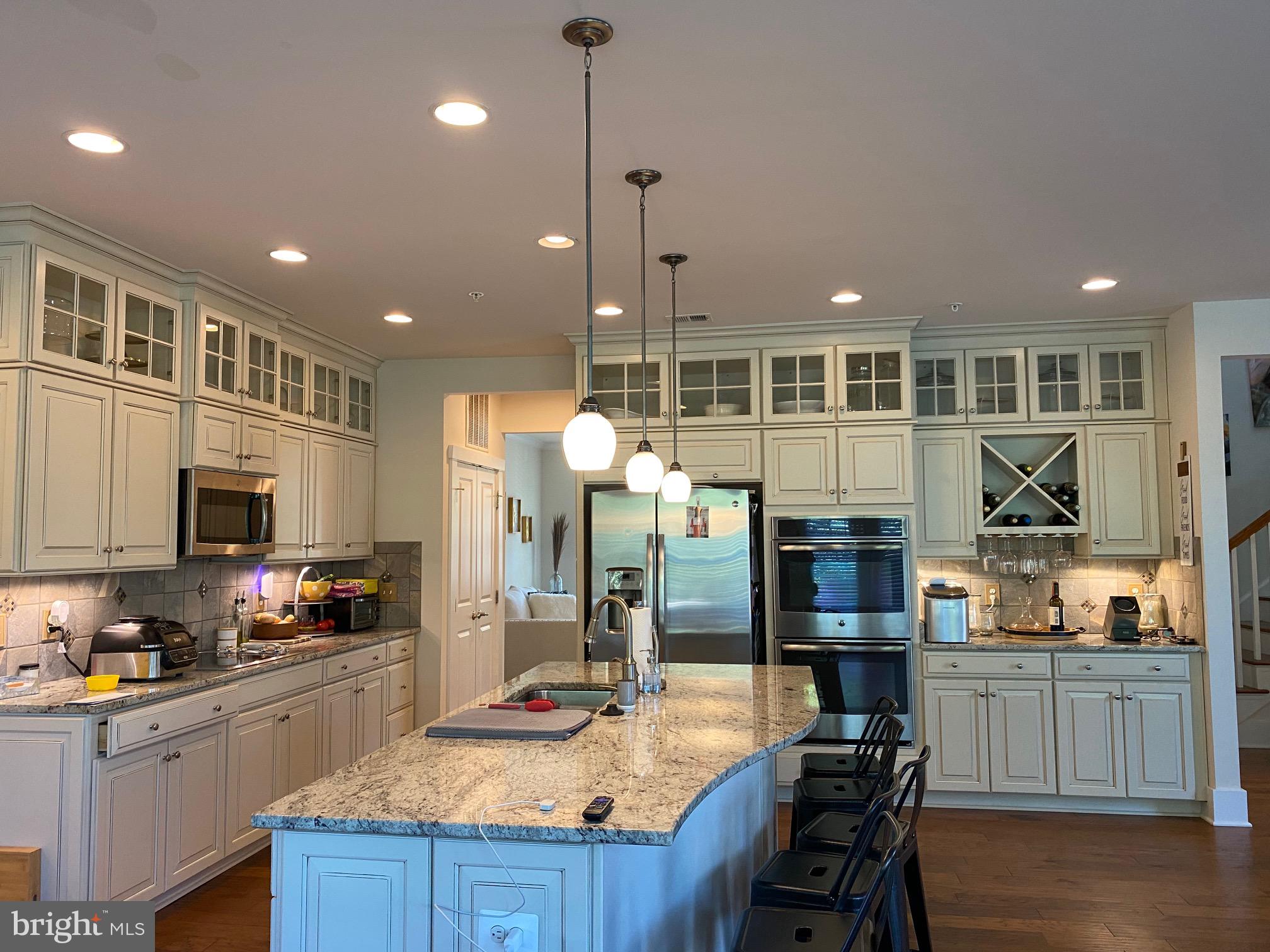 POTOMAC SHORES - Residential Lease