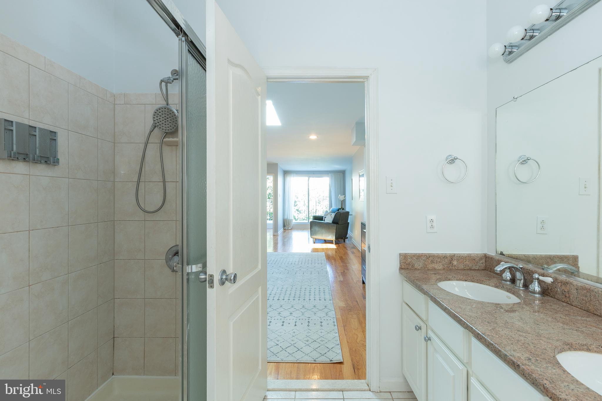 GRADUATE HOSPITAL - Residential