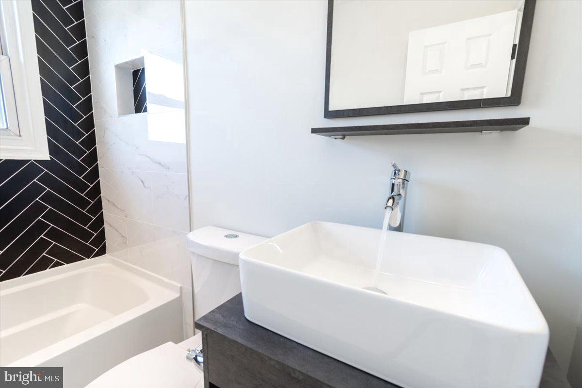 COLUMBIA PARK - Residential