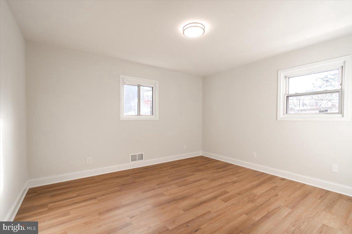 COLUMBIA PARK - Residential