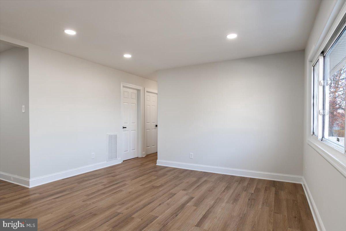 COLUMBIA PARK - Residential