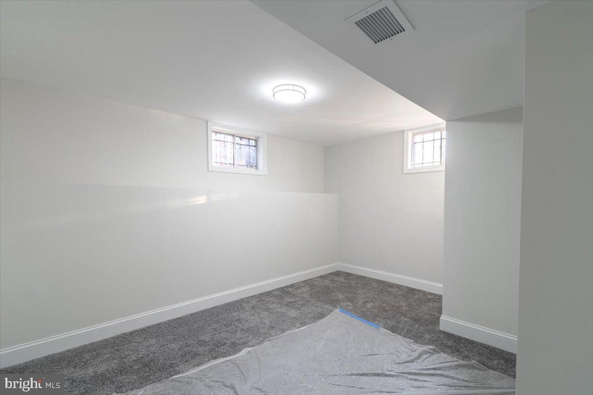 COLUMBIA PARK - Residential