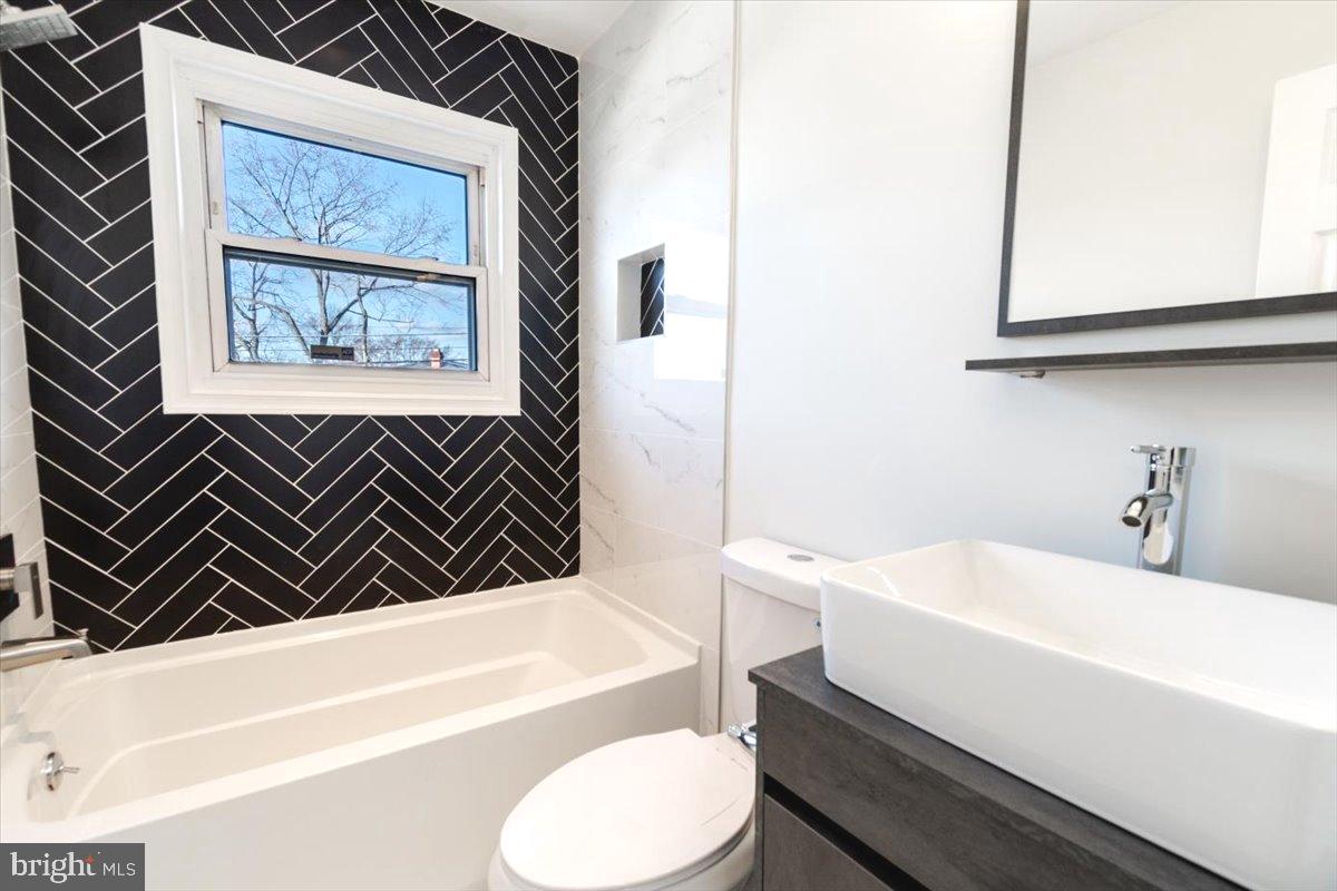 COLUMBIA PARK - Residential