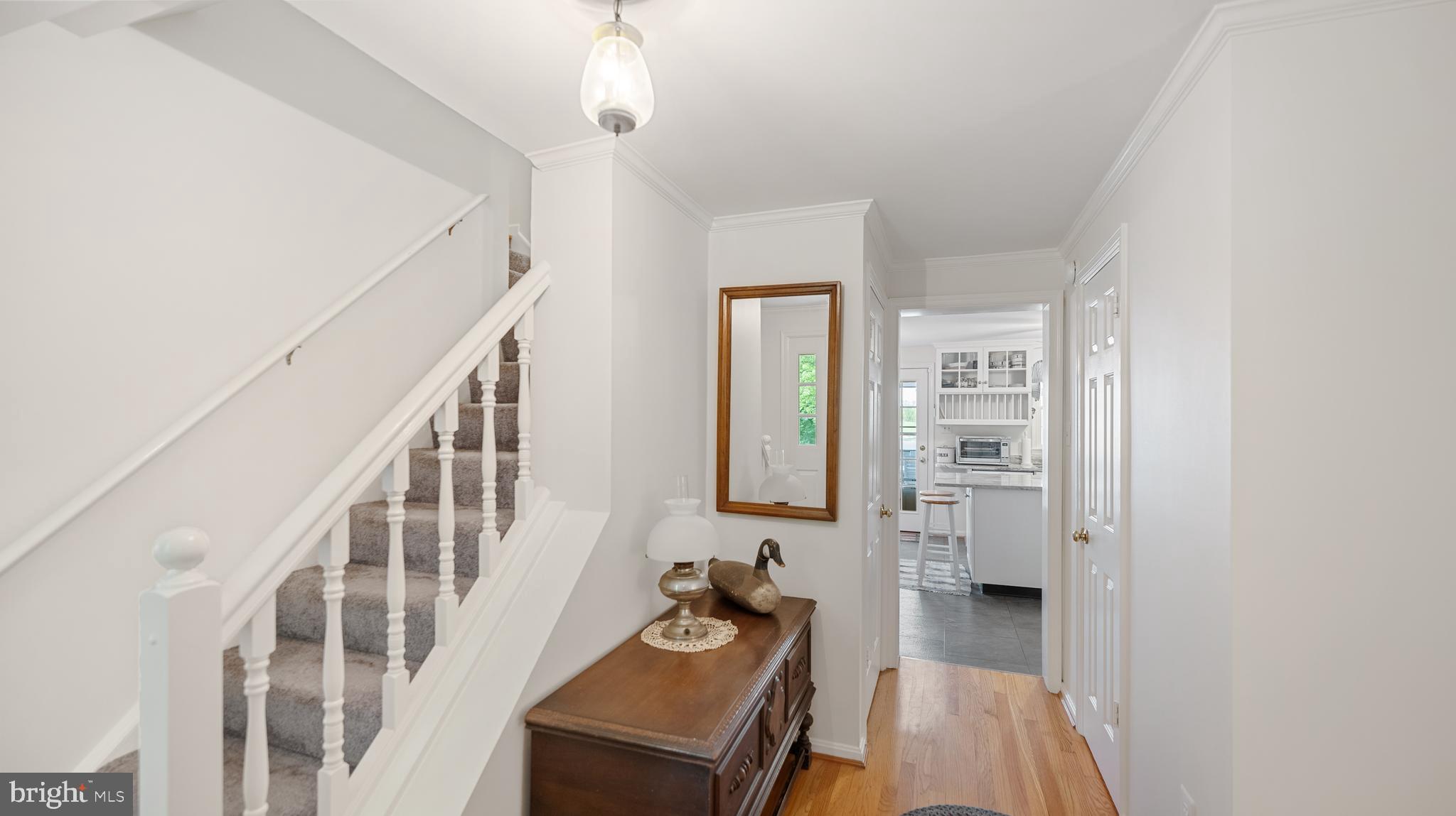 POOLESVILLE OUTSIDE - Residential