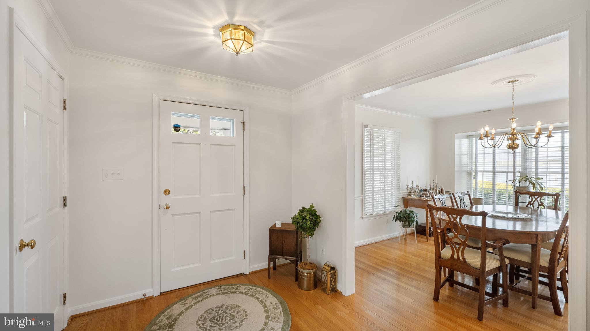 POOLESVILLE OUTSIDE - Residential