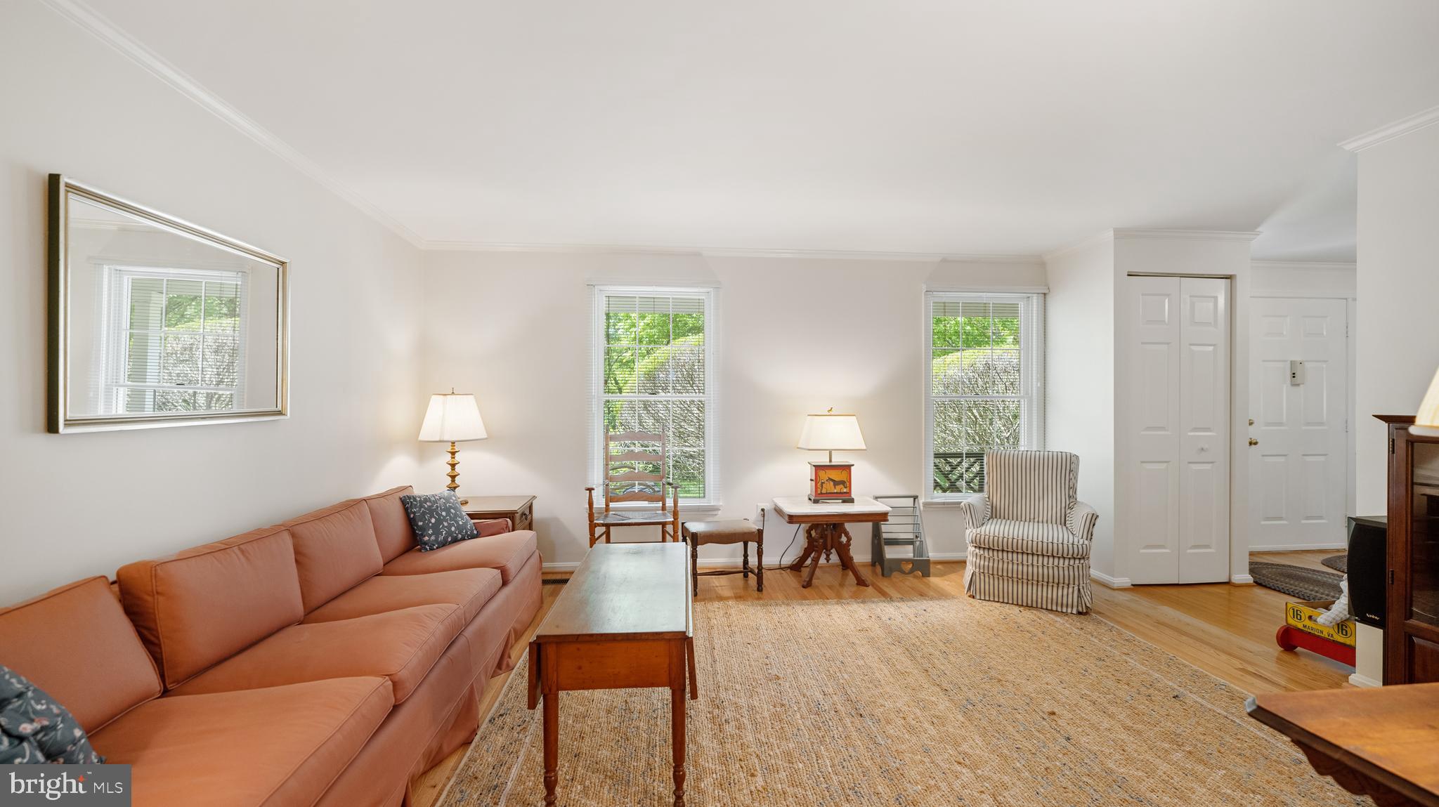 POOLESVILLE OUTSIDE - Residential