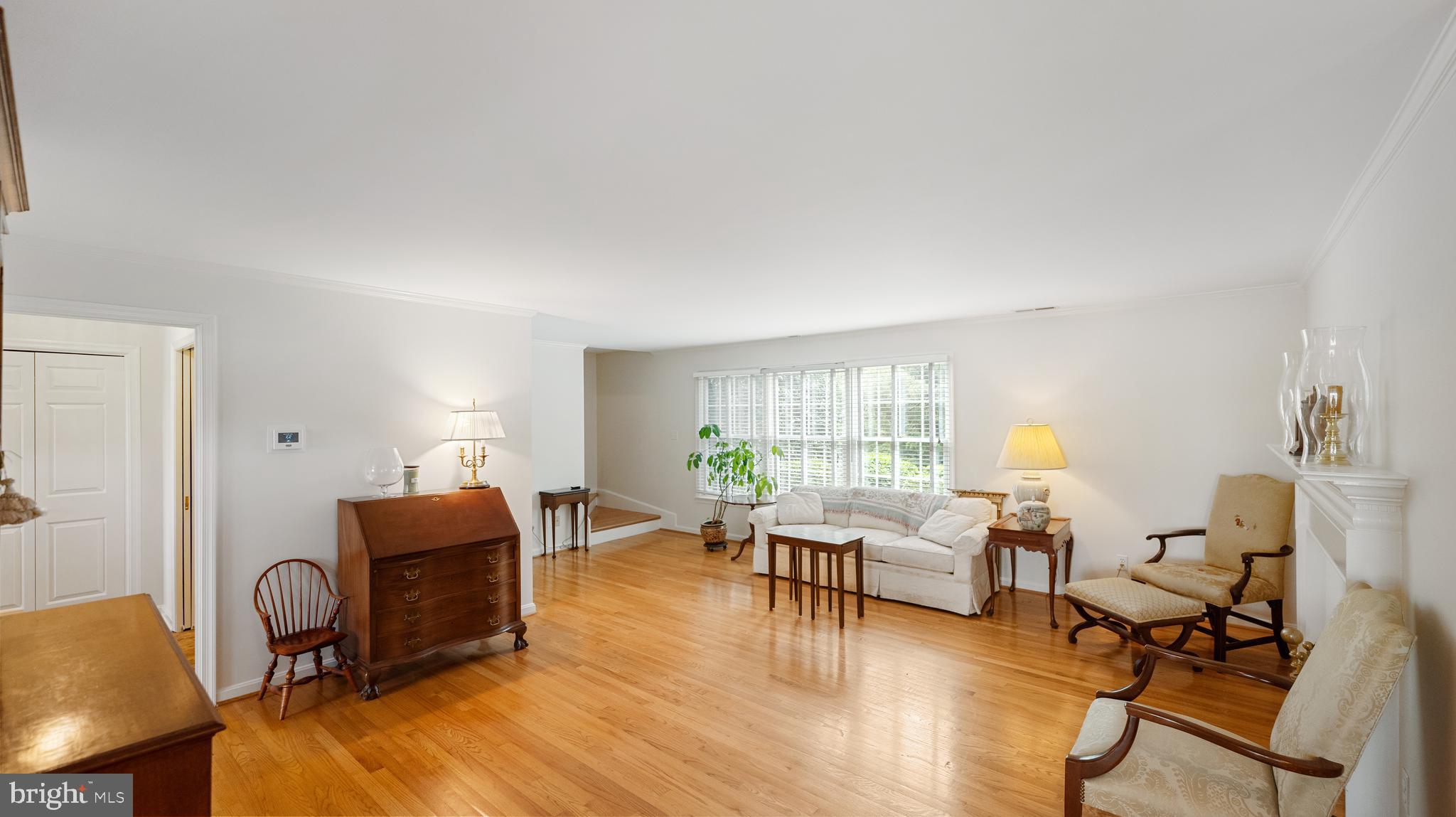 POOLESVILLE OUTSIDE - Residential