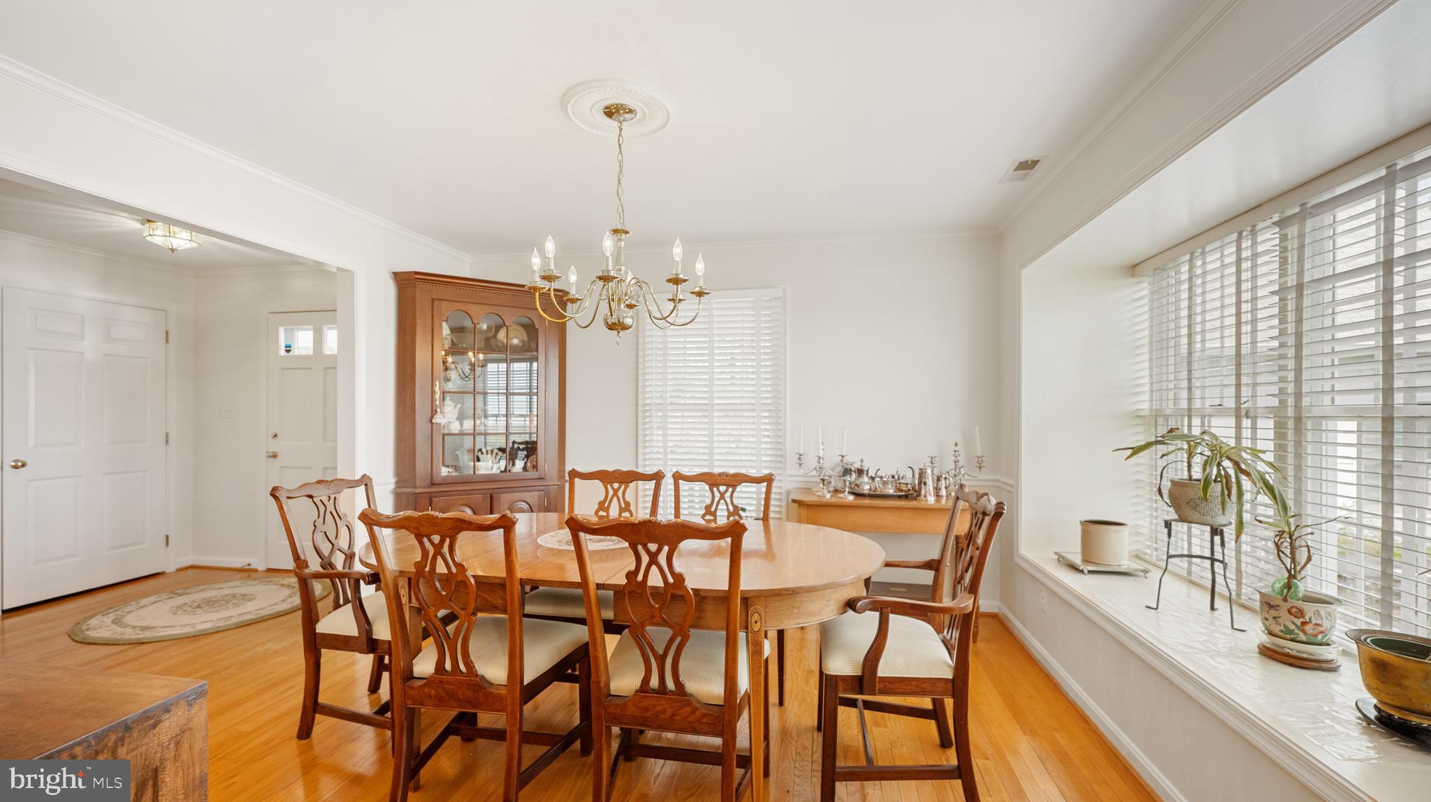 POOLESVILLE OUTSIDE - Residential