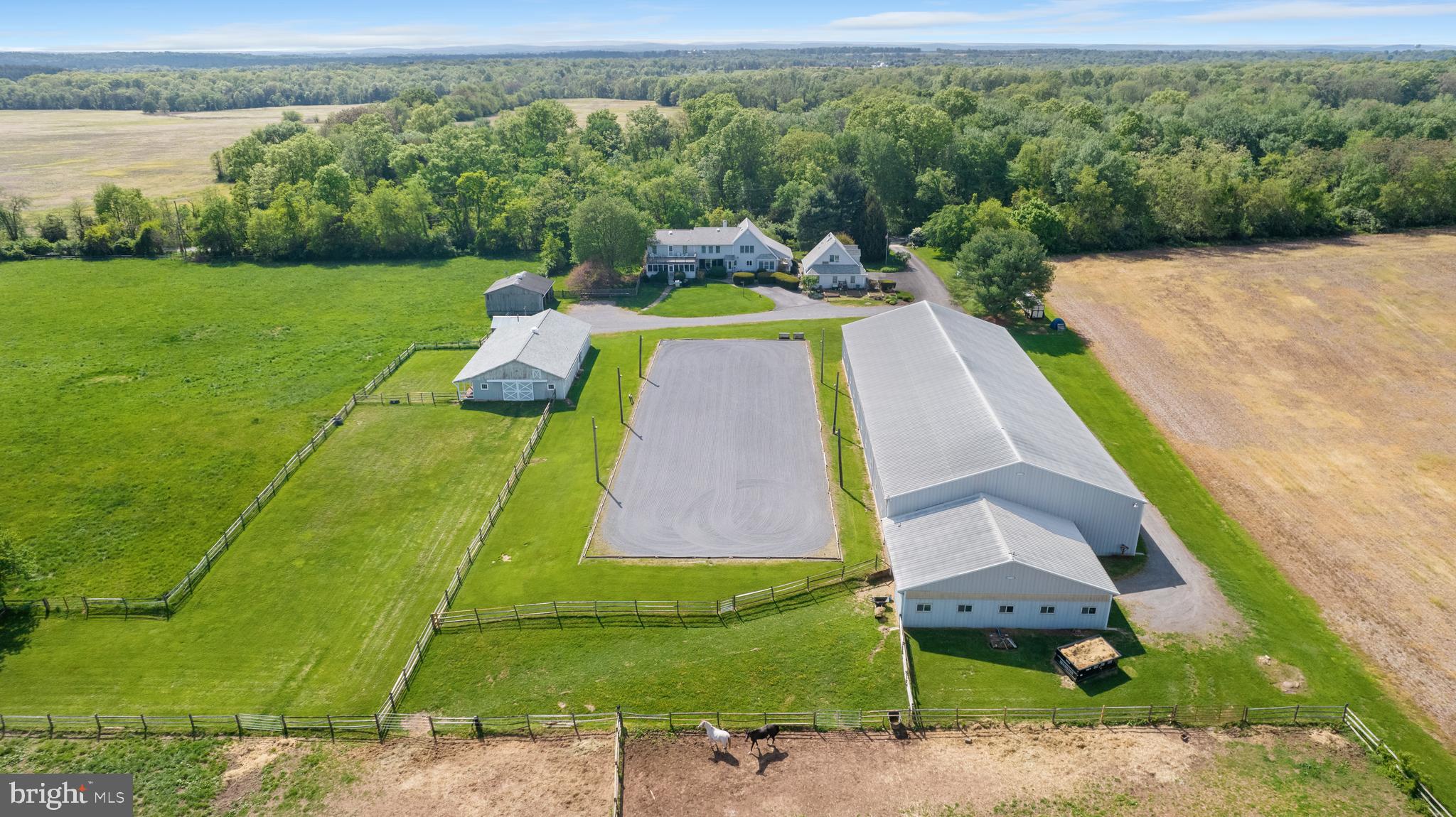 POOLESVILLE OUTSIDE - Residential
