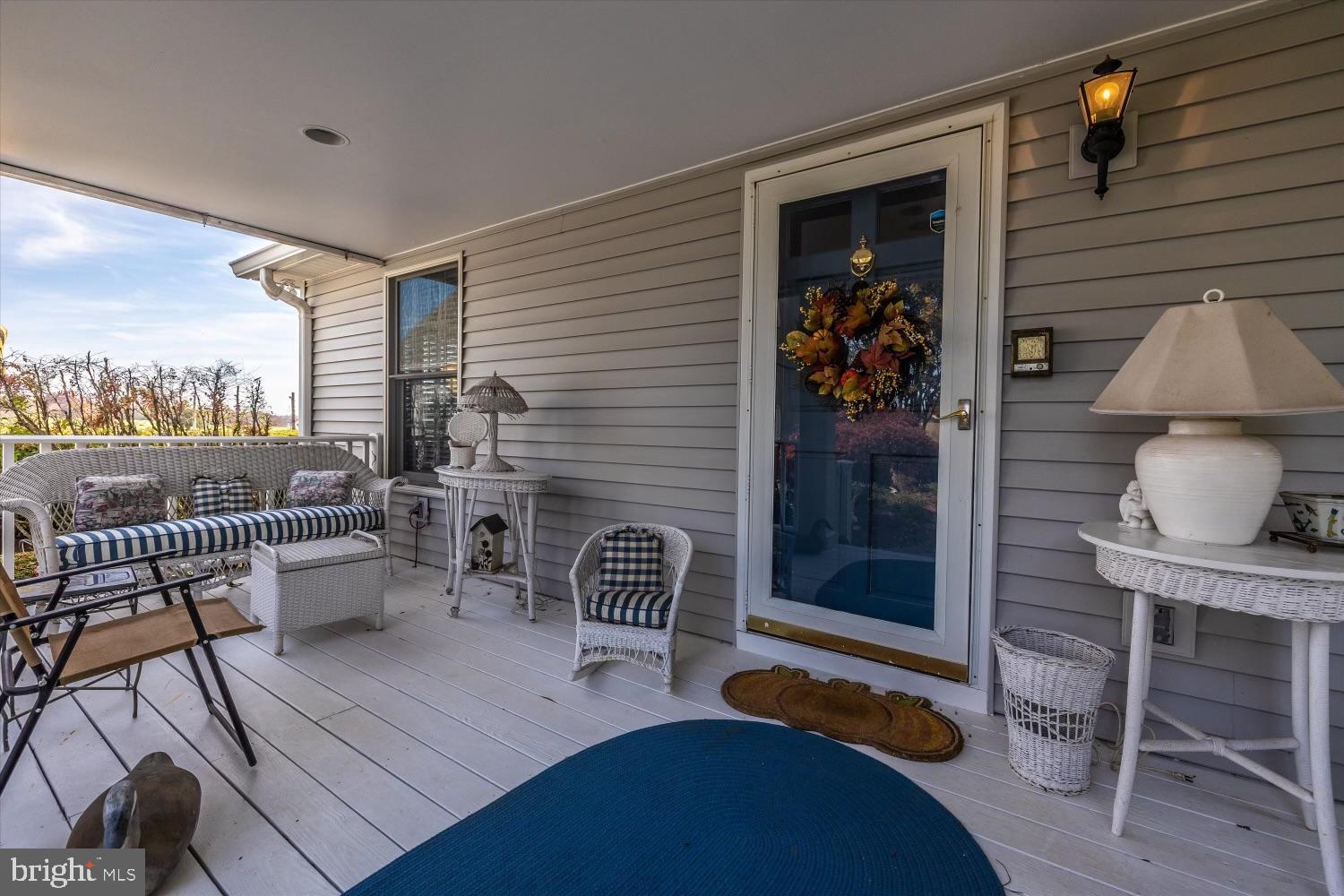 POOLESVILLE OUTSIDE - Residential