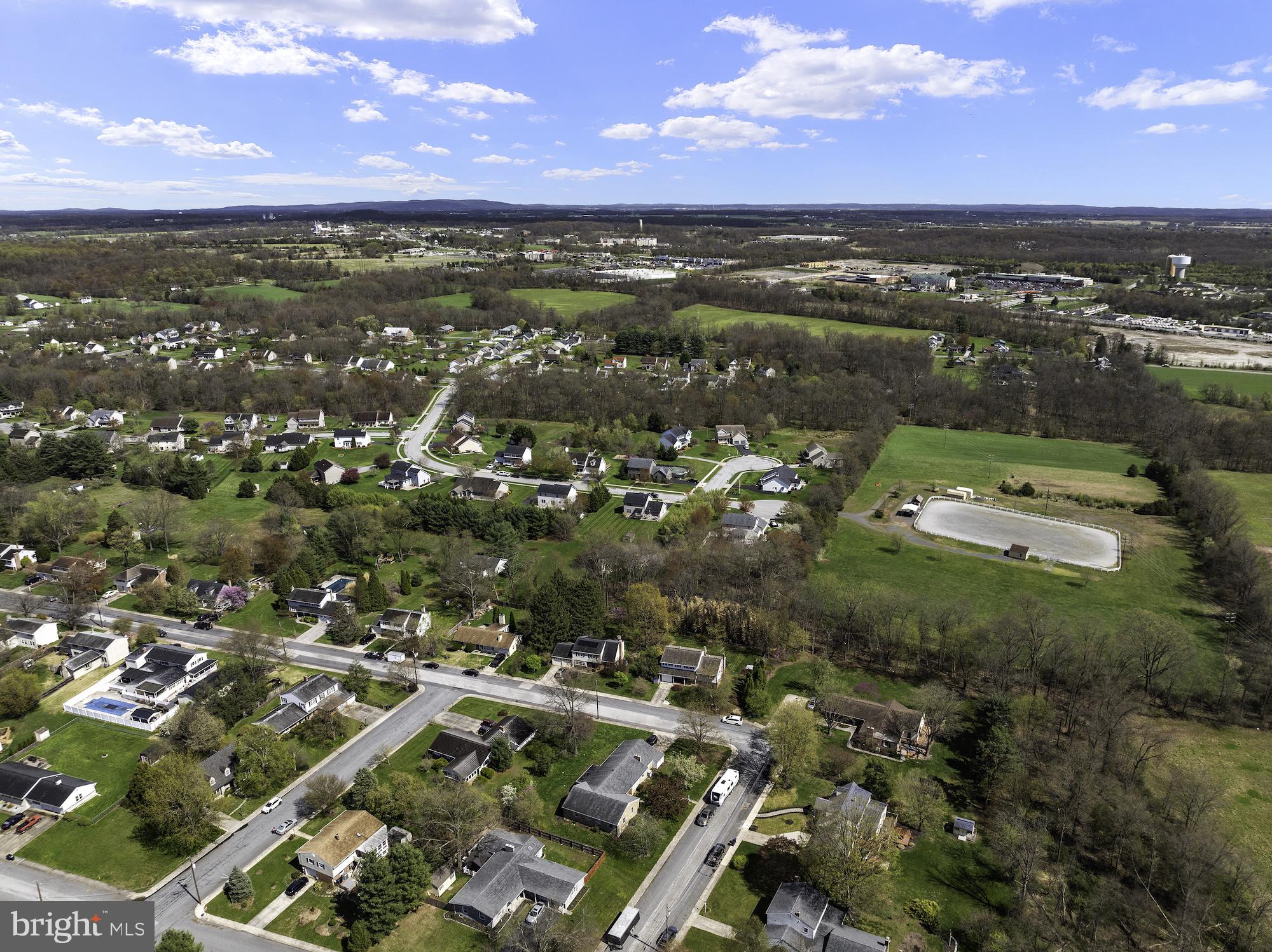 TWIN OAKS - Residential