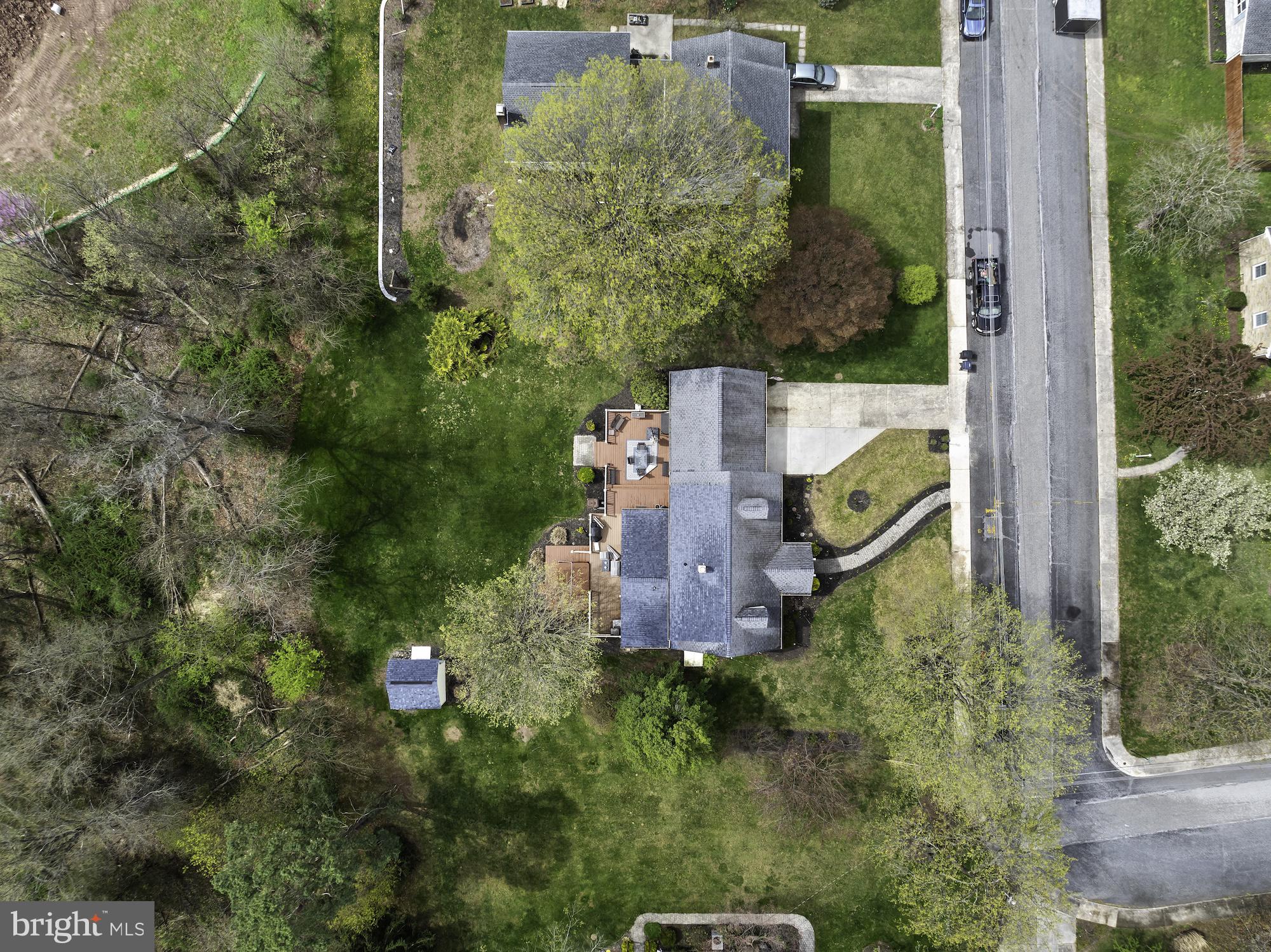 TWIN OAKS - Residential