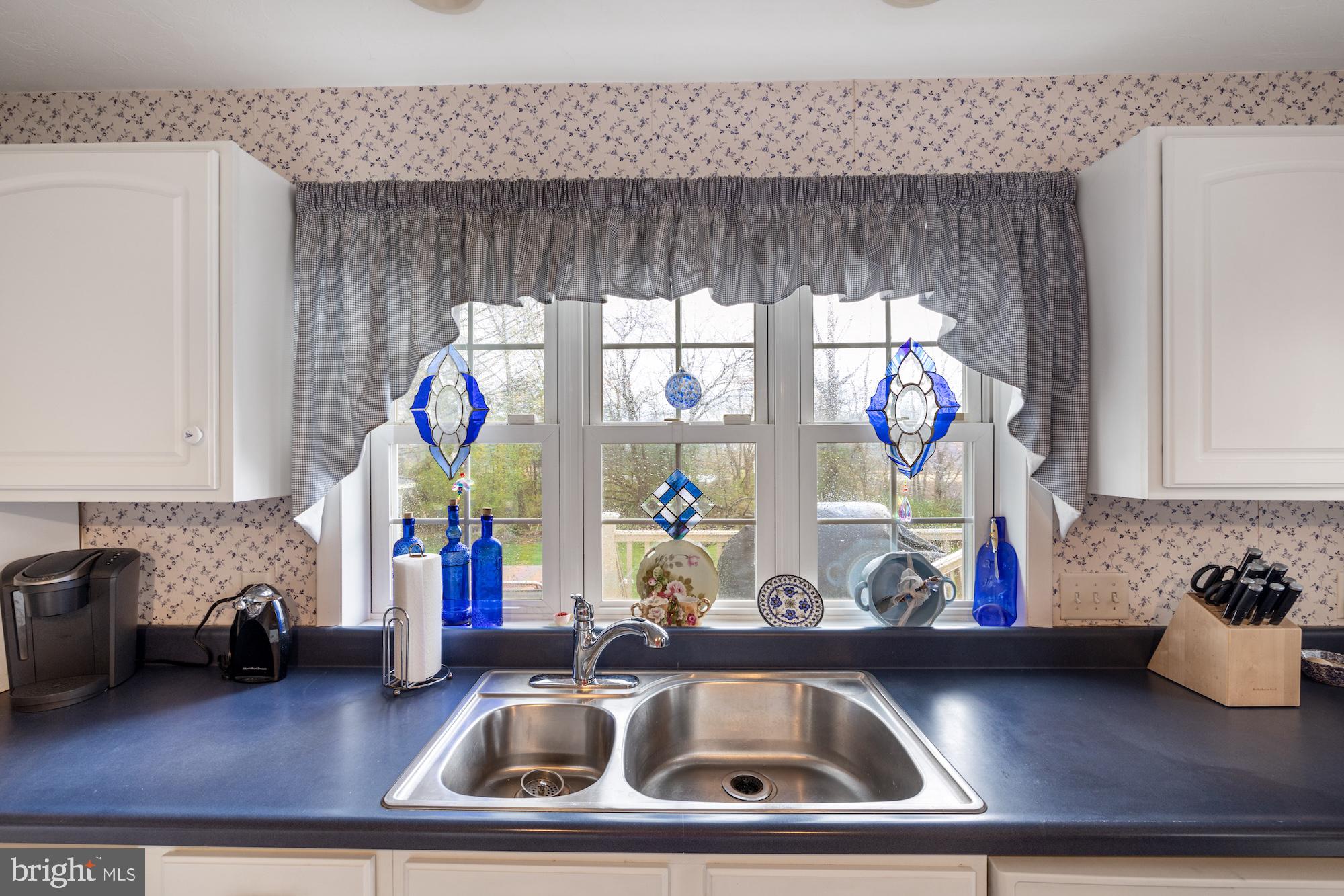 TWIN OAKS - Residential