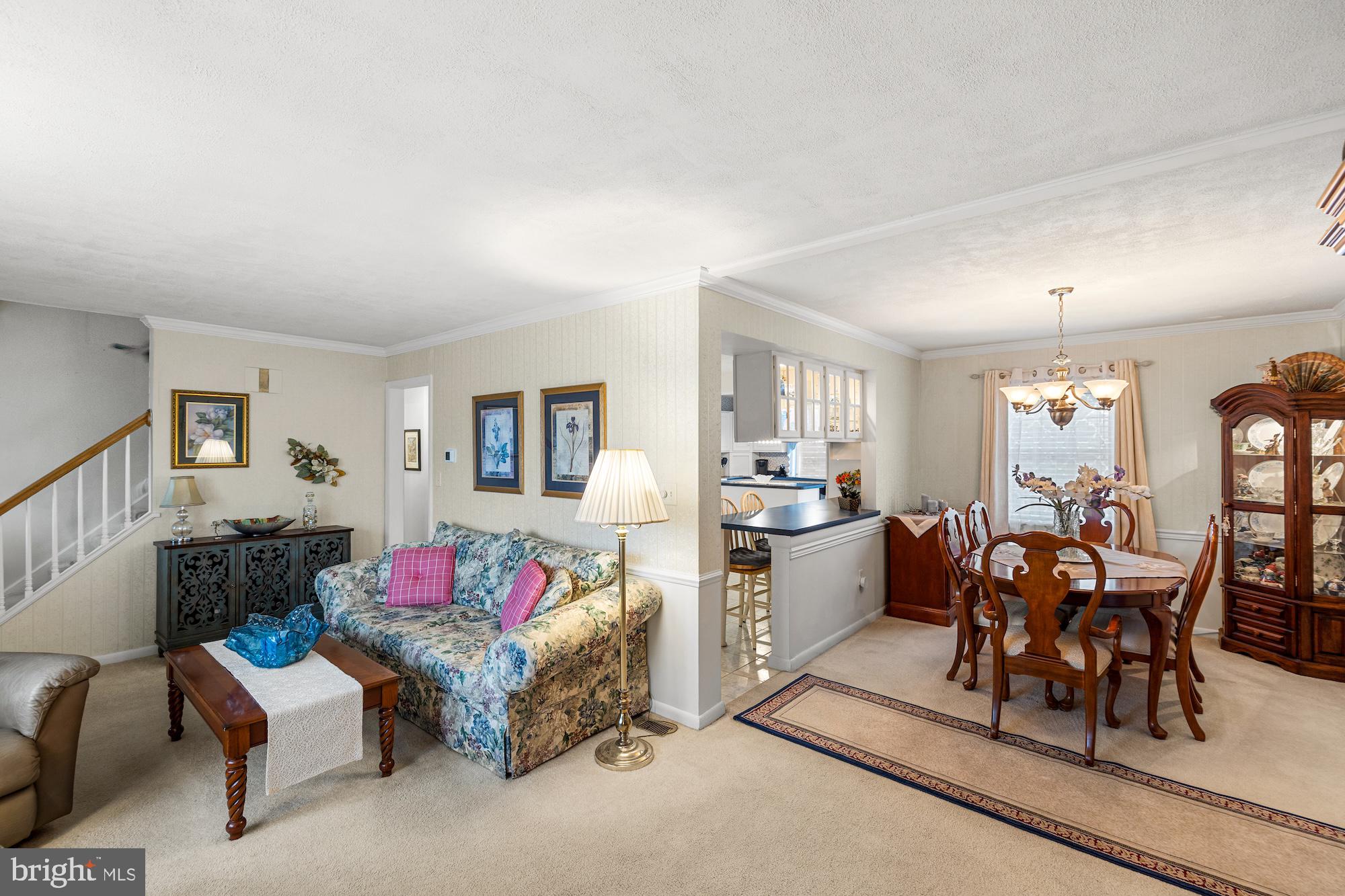 TWIN OAKS - Residential