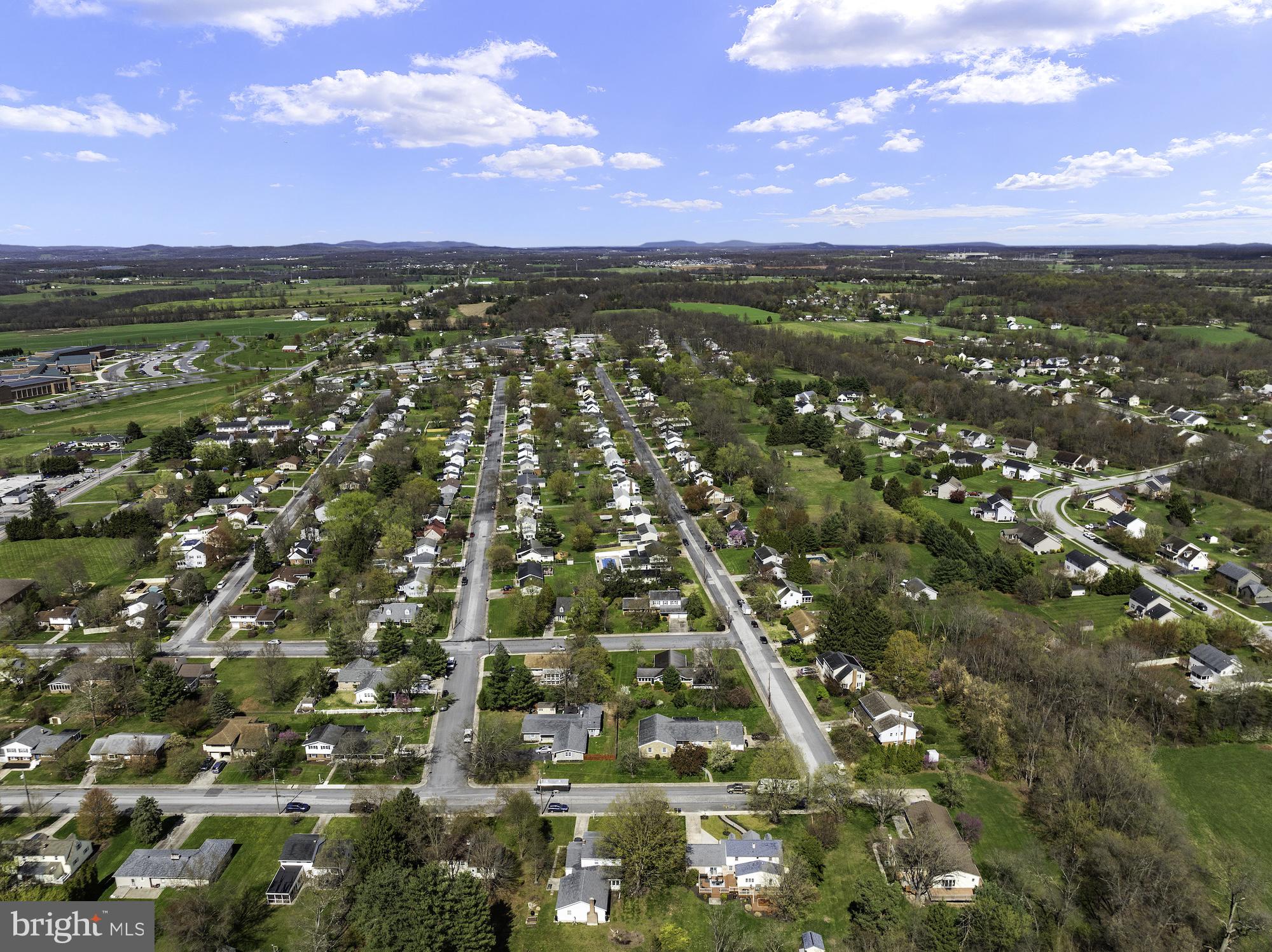 TWIN OAKS - Residential