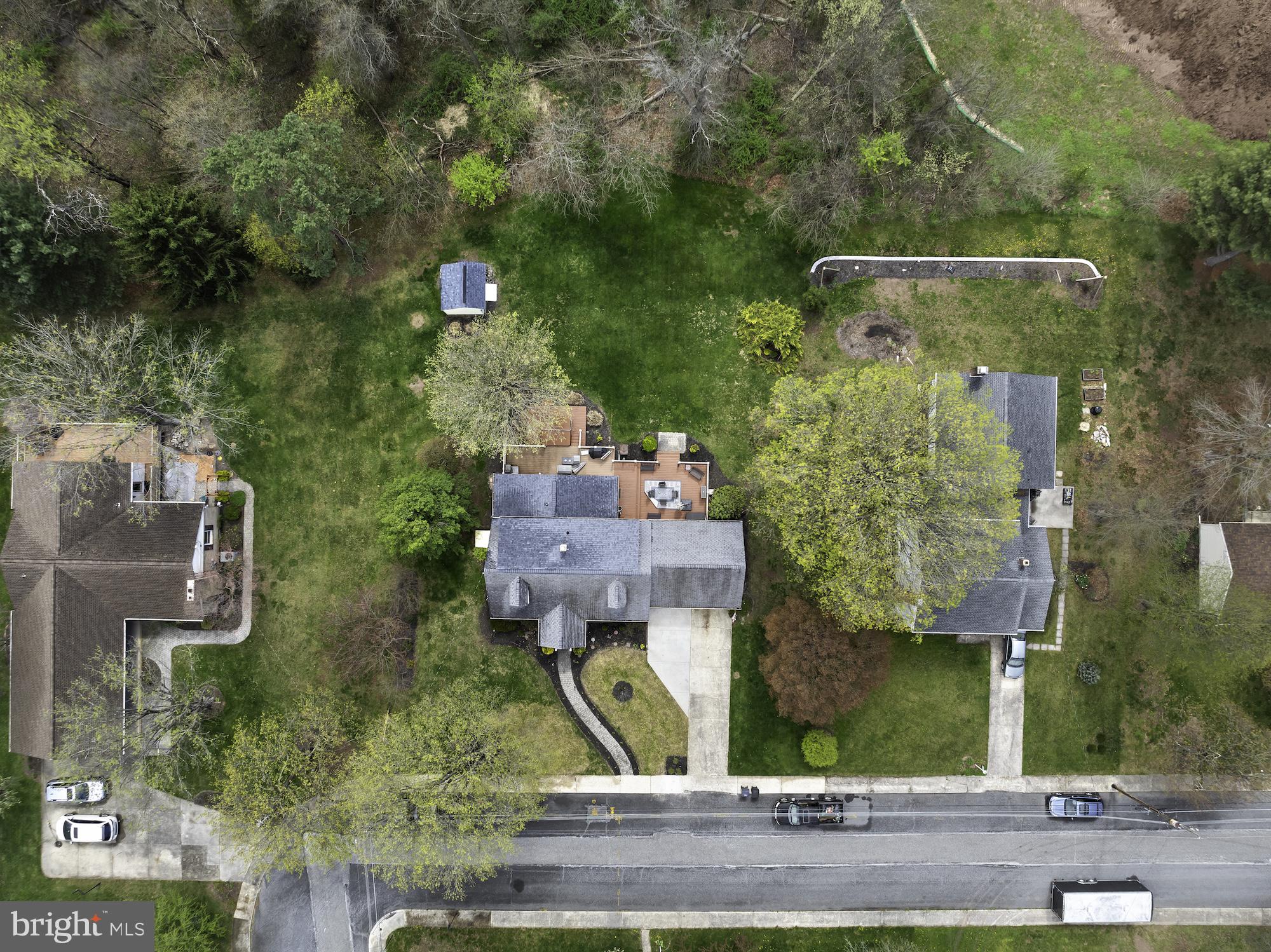 TWIN OAKS - Residential