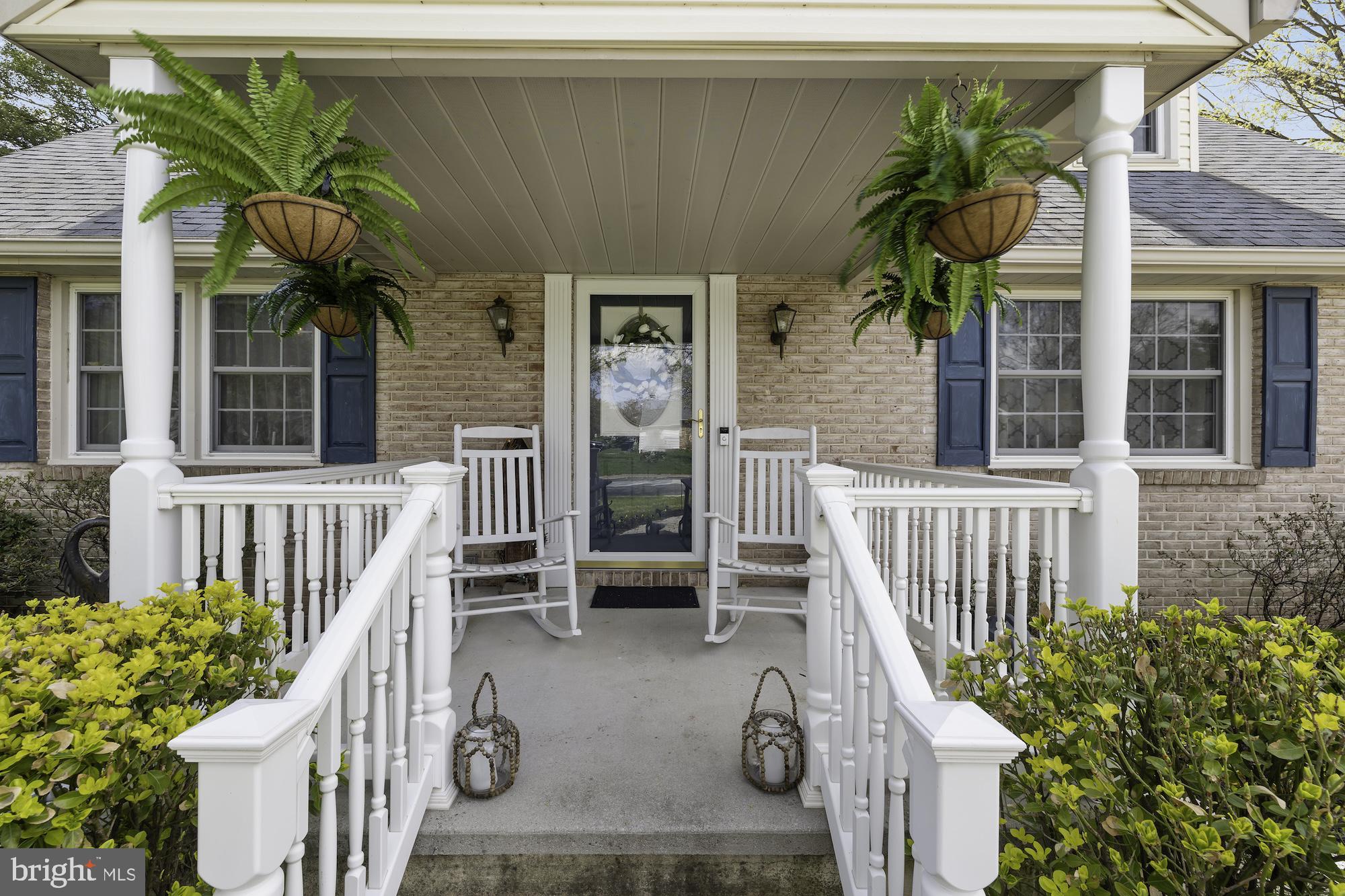 TWIN OAKS - Residential