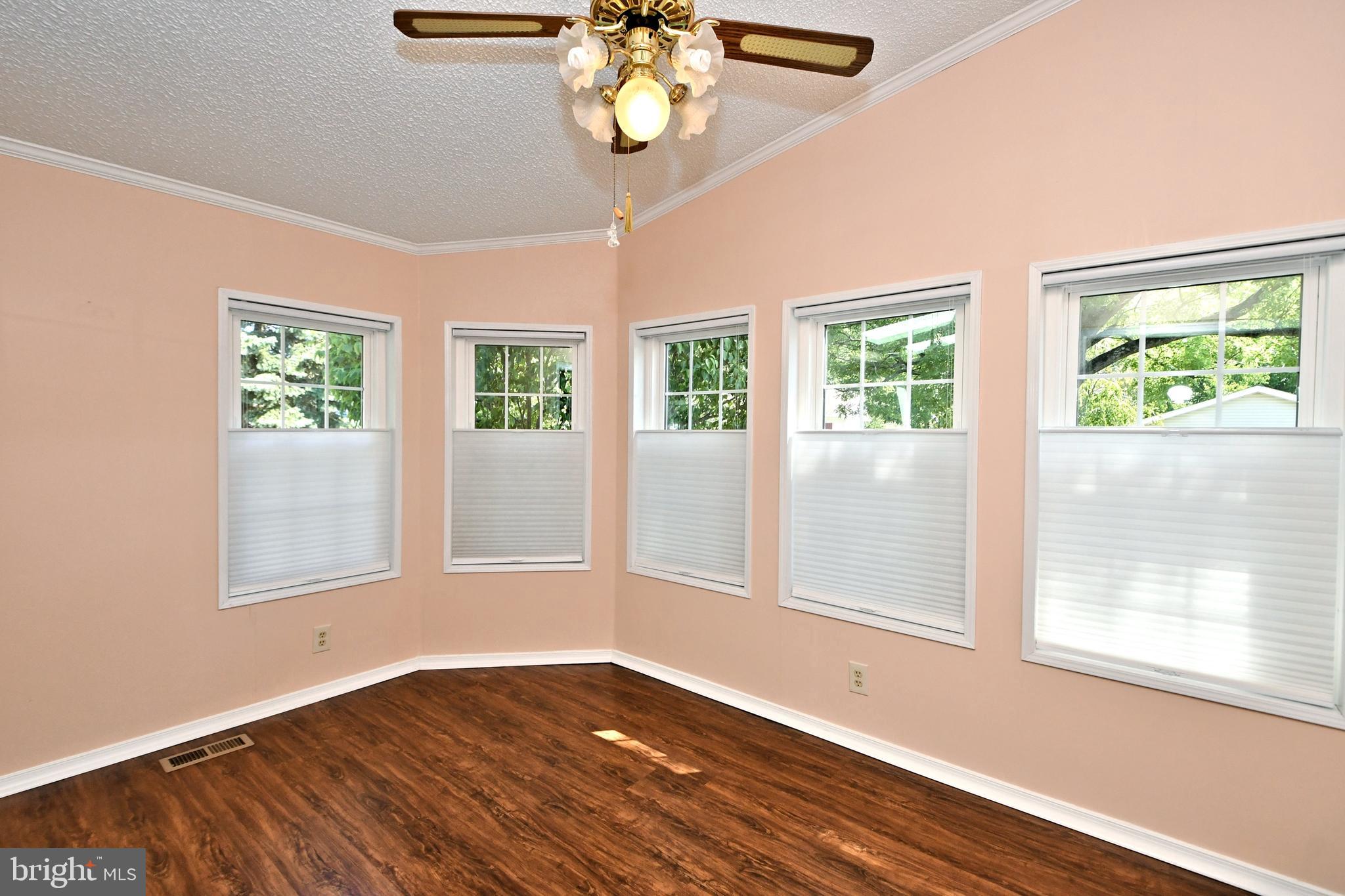 BUCKINGHAM SPRINGS - Residential