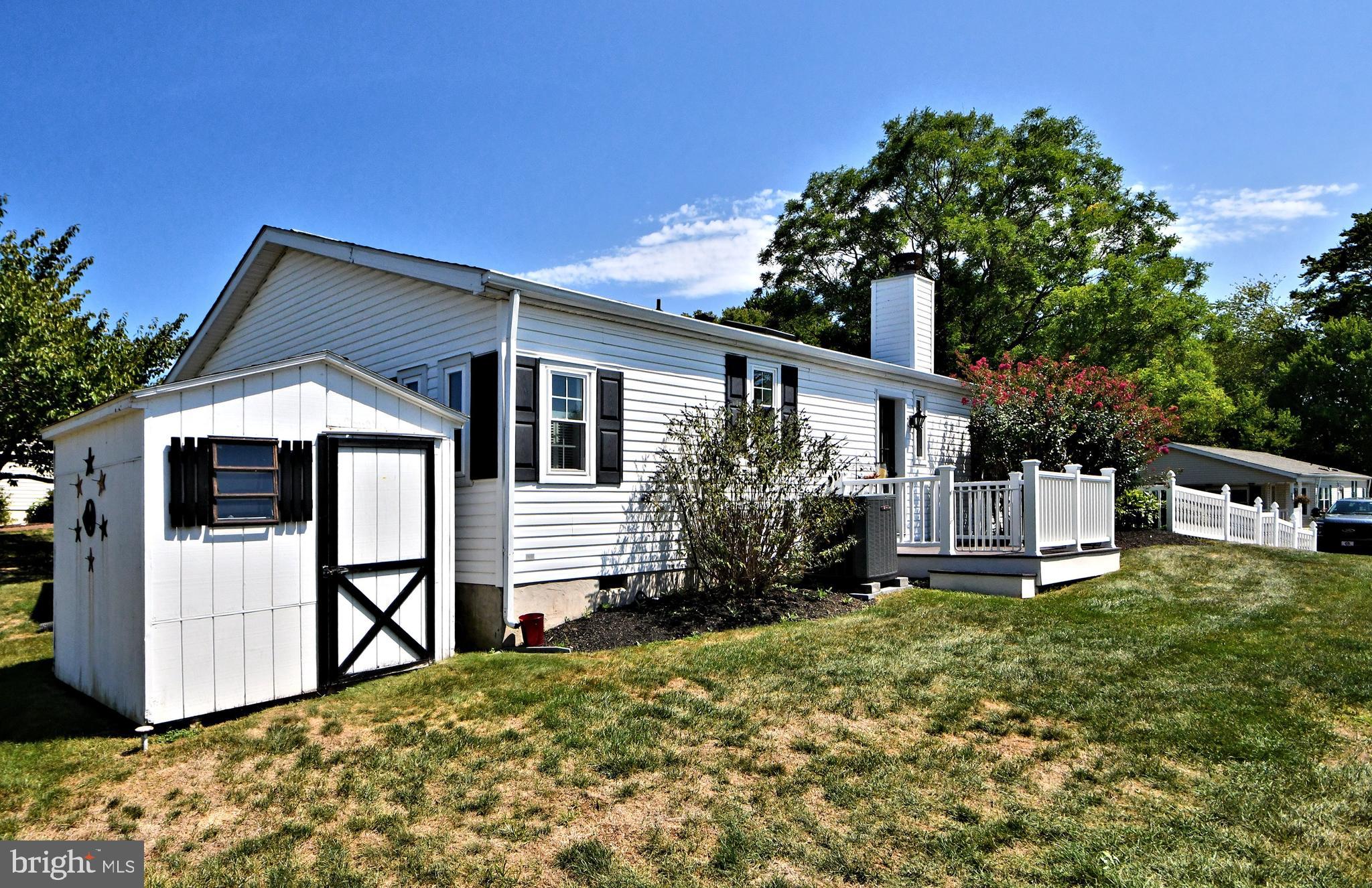 BUCKINGHAM SPRINGS - Residential