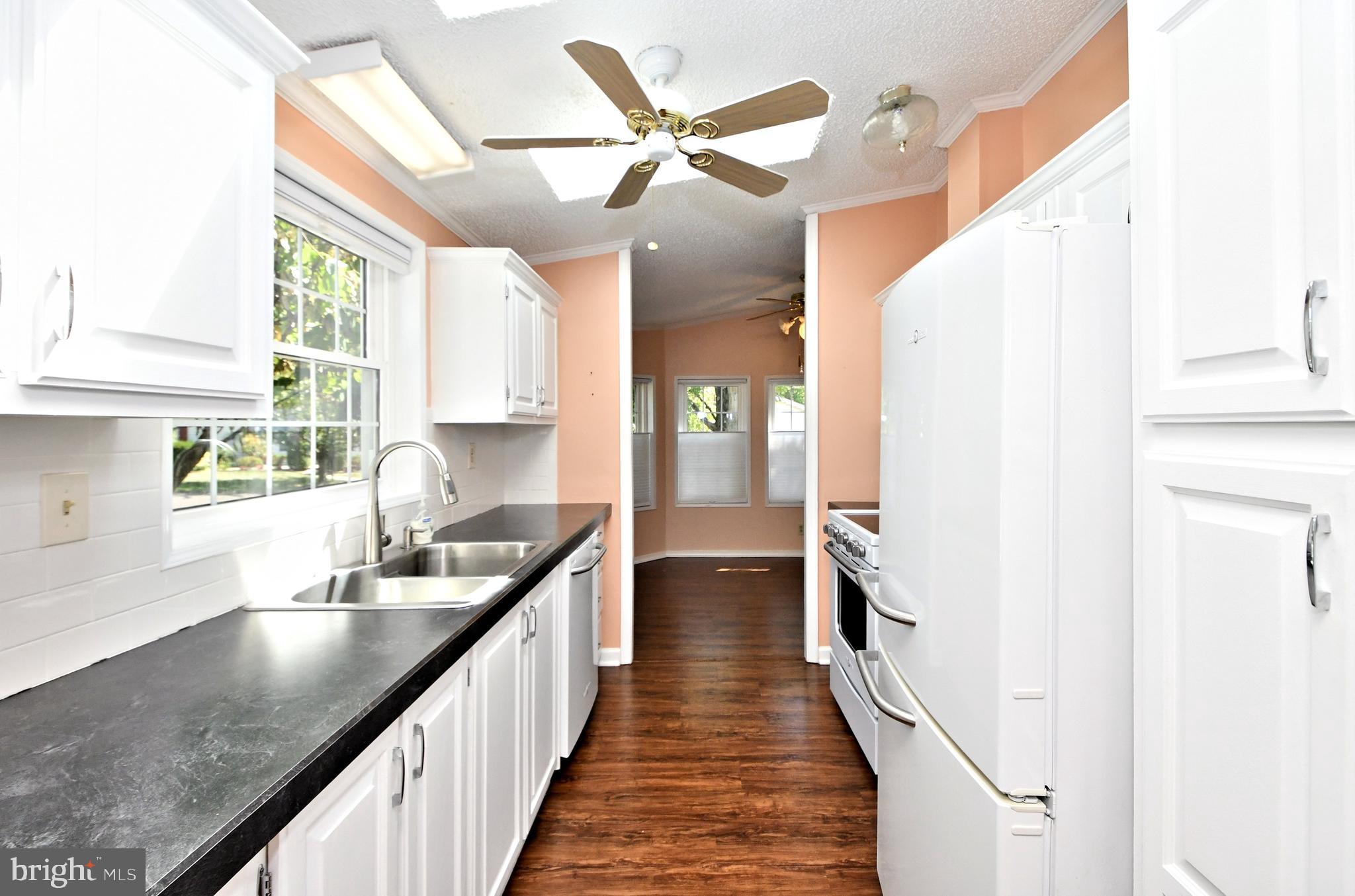 BUCKINGHAM SPRINGS - Residential