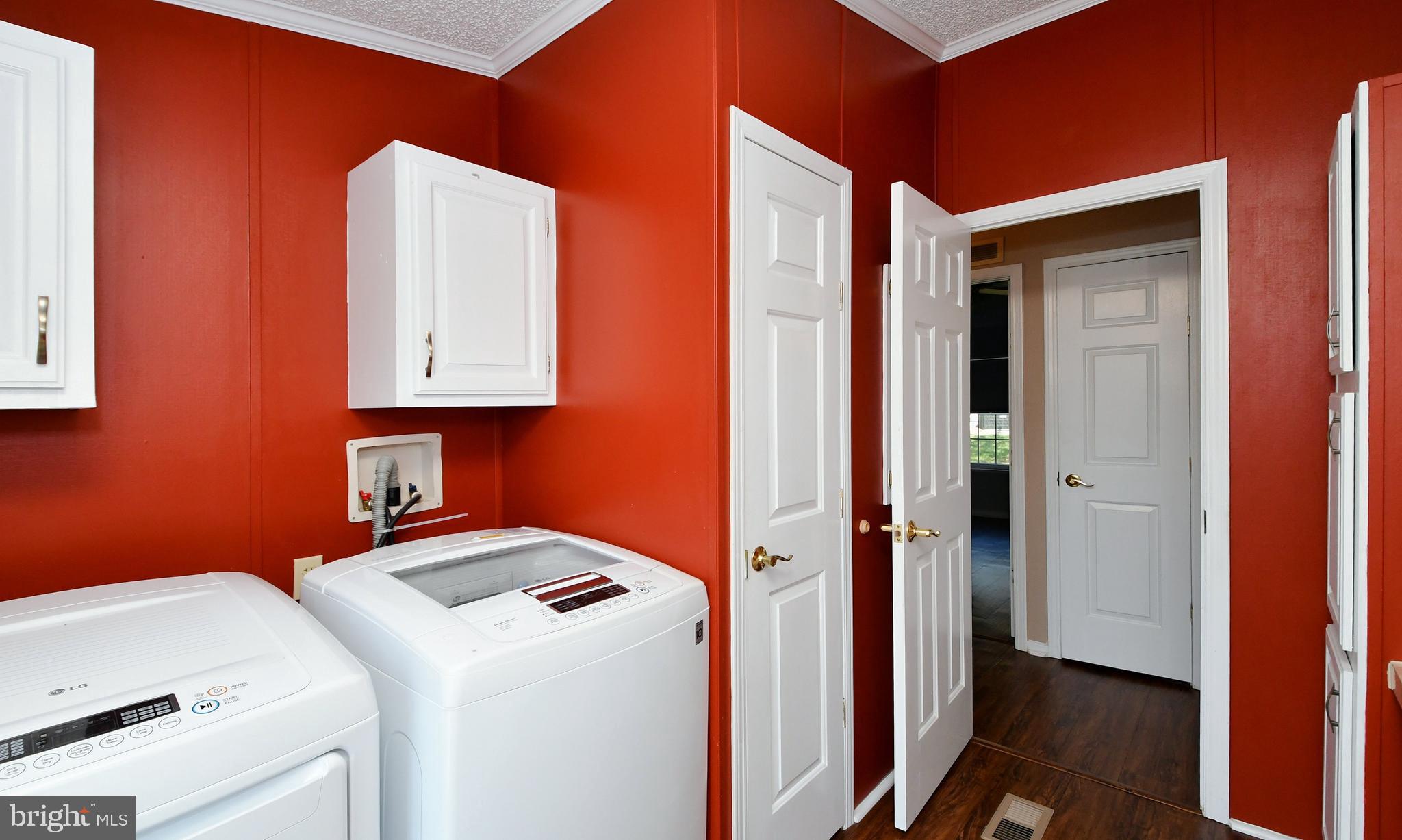 BUCKINGHAM SPRINGS - Residential