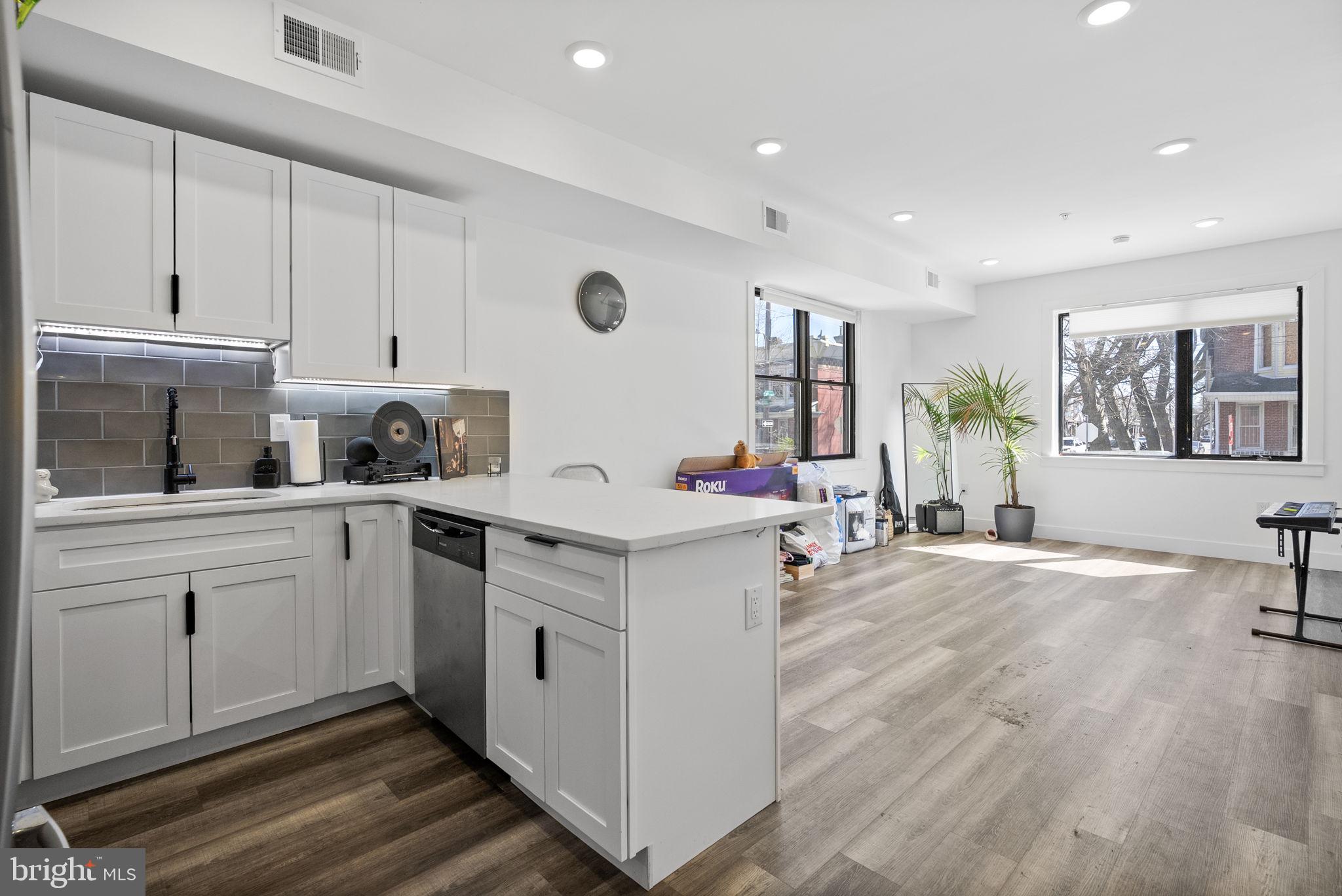 CARROLL PARK - Residential Income