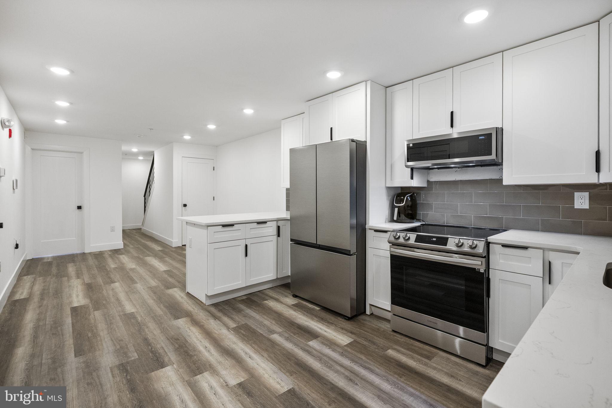 CARROLL PARK - Residential Income