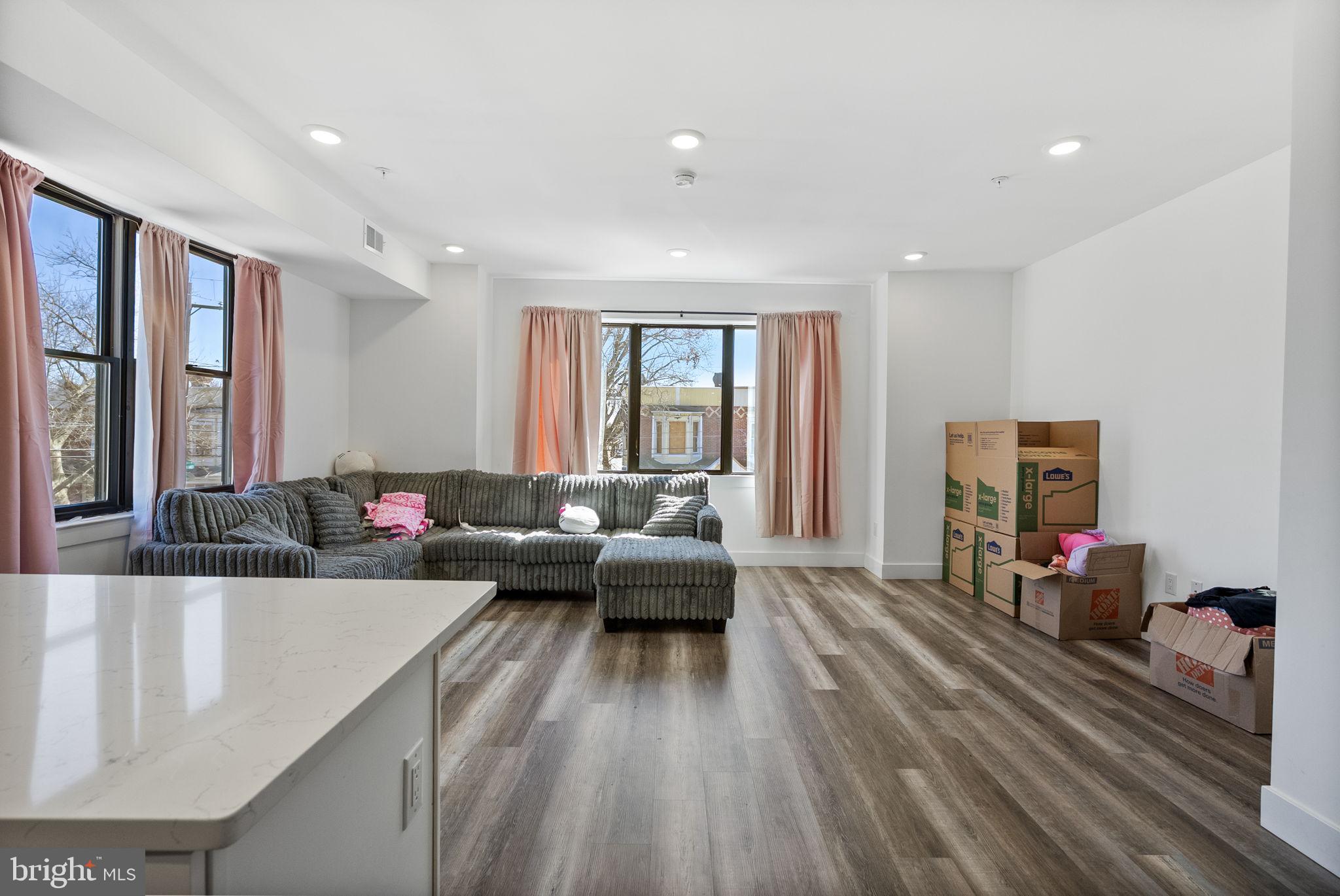 CARROLL PARK - Residential Income