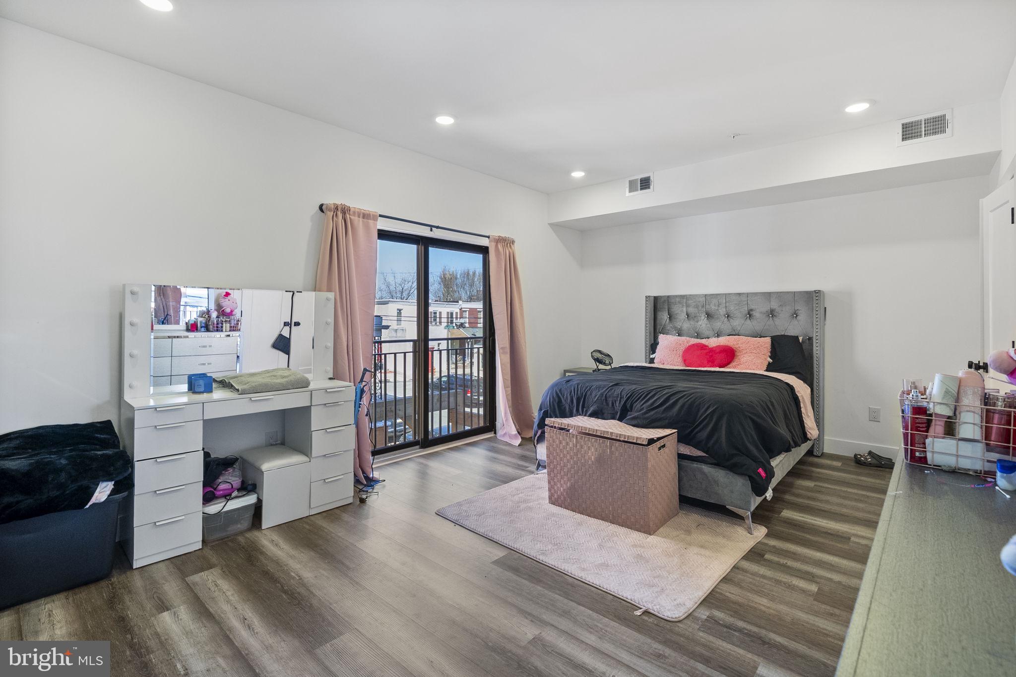 CARROLL PARK - Residential Income