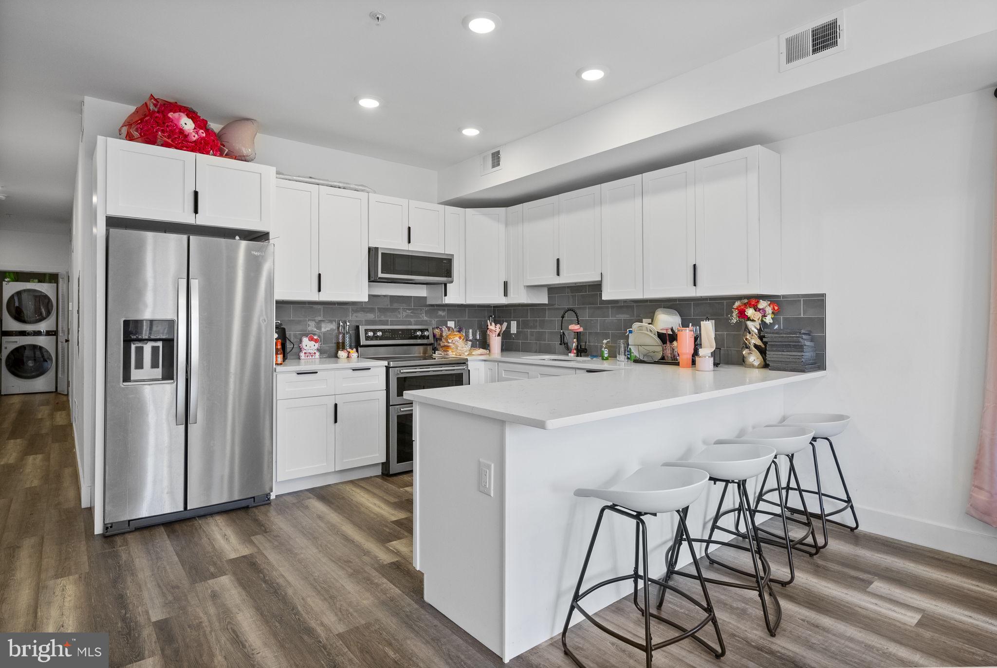 CARROLL PARK - Residential Income