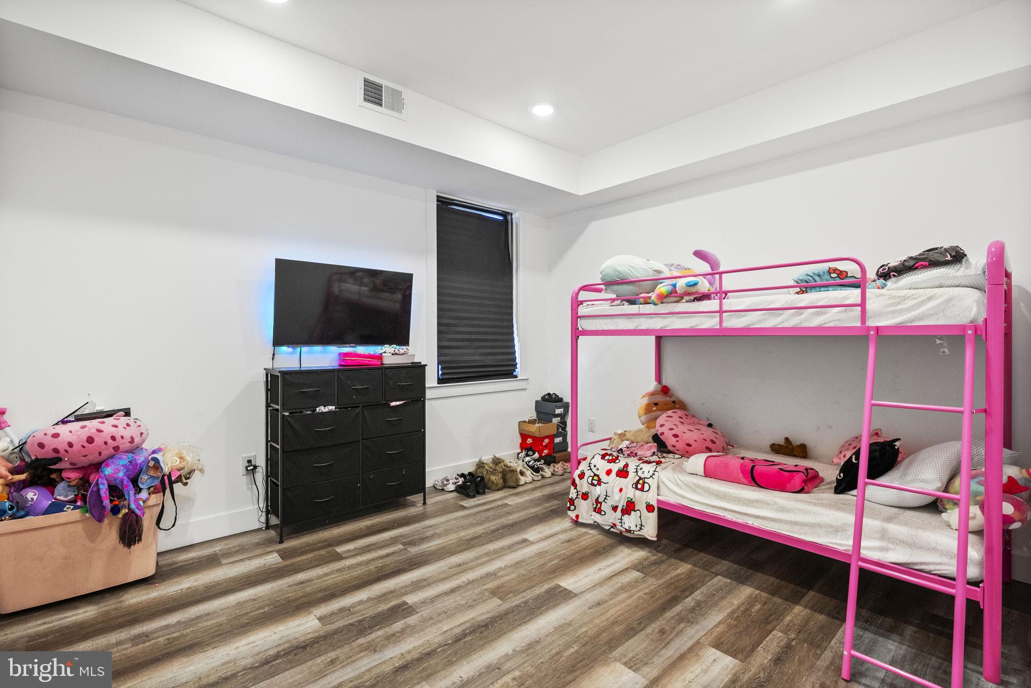 CARROLL PARK - Residential Income