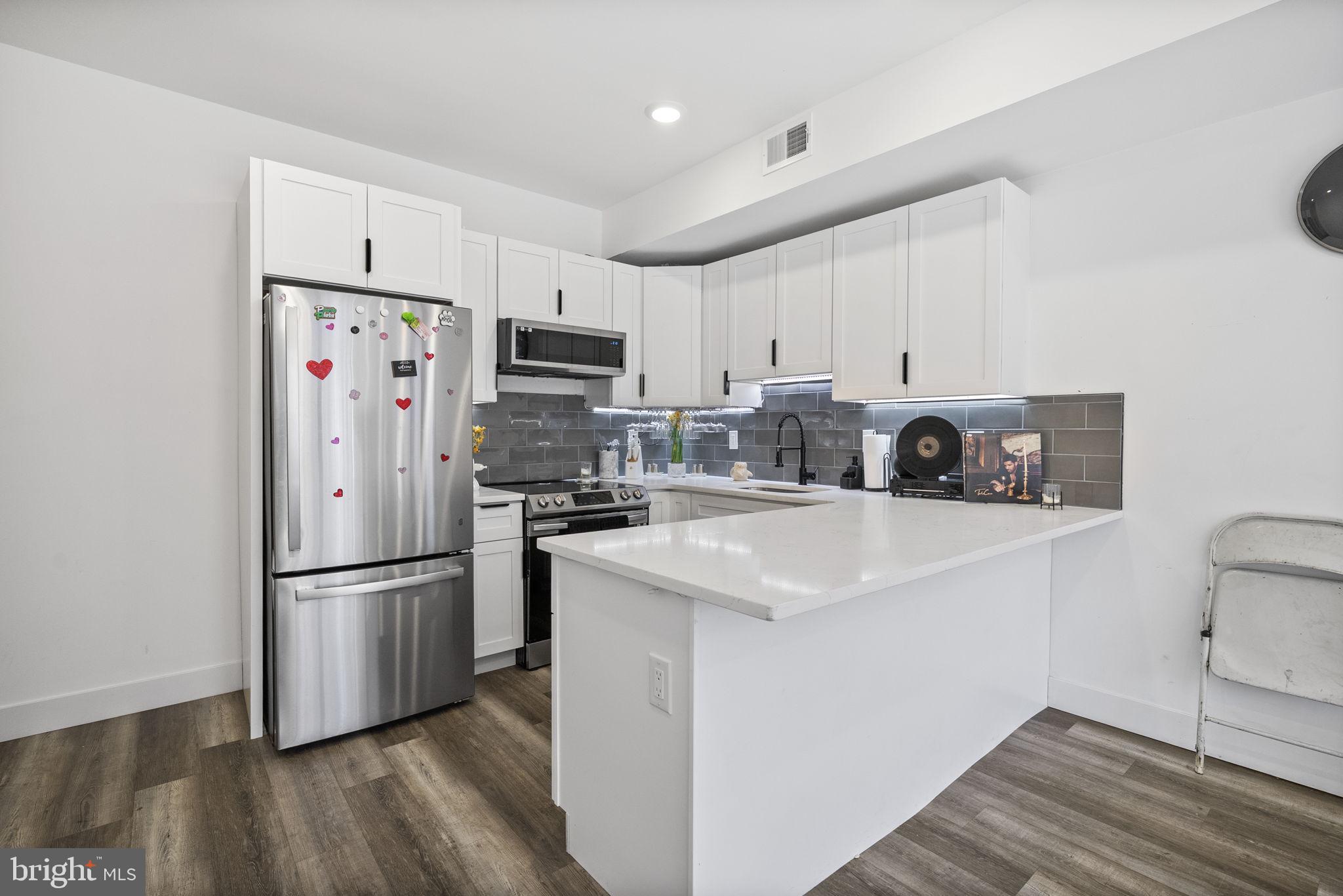 CARROLL PARK - Residential Income