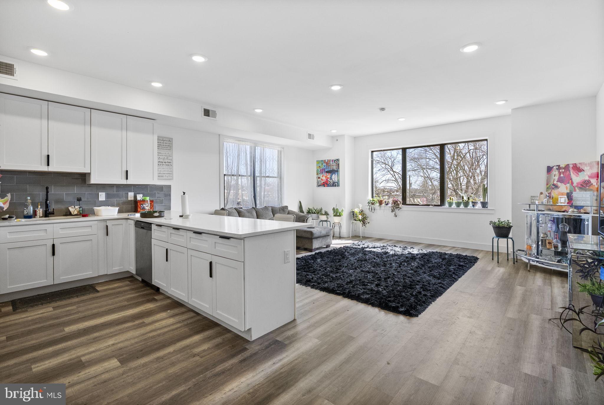 CARROLL PARK - Residential Income