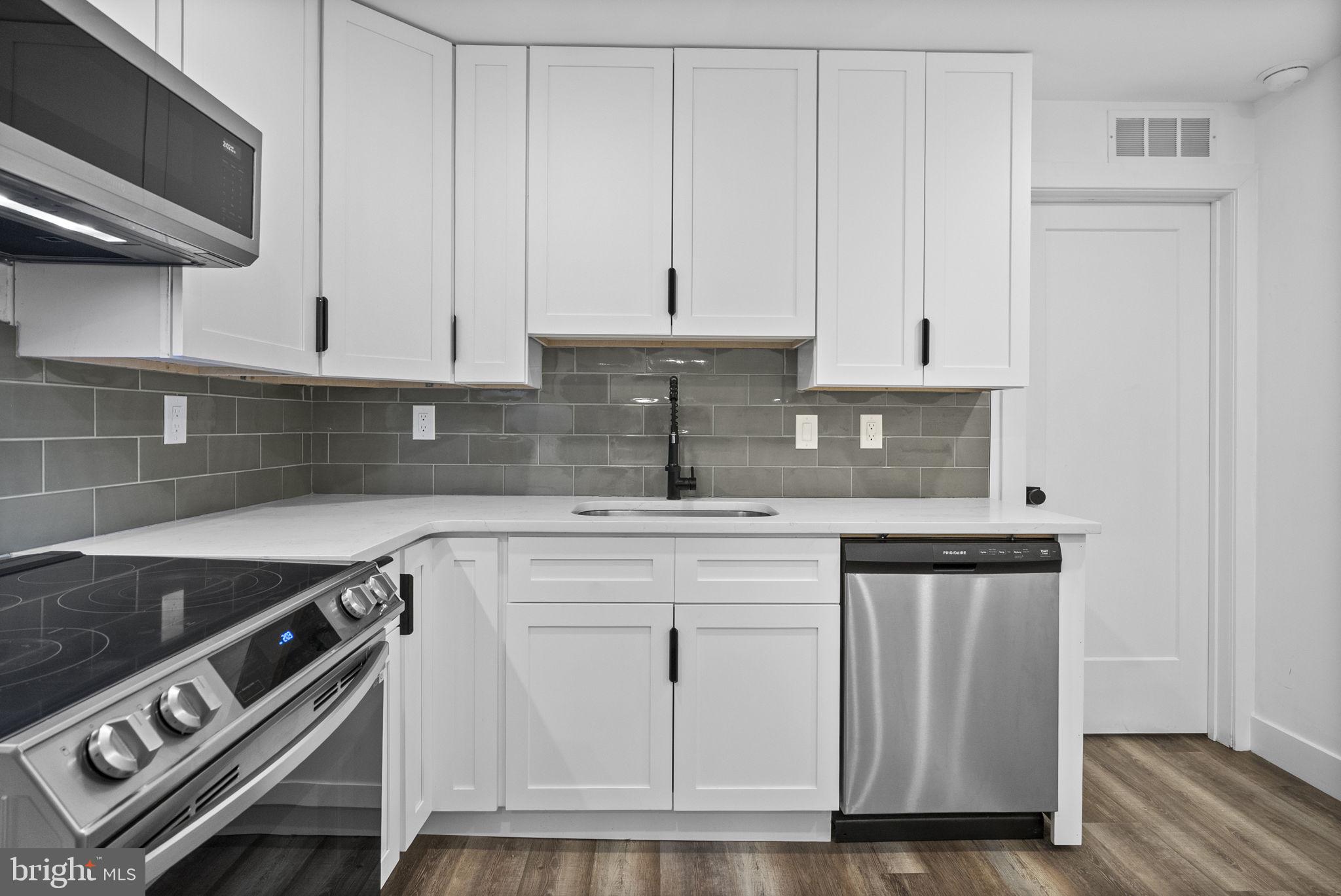 CARROLL PARK - Residential Income