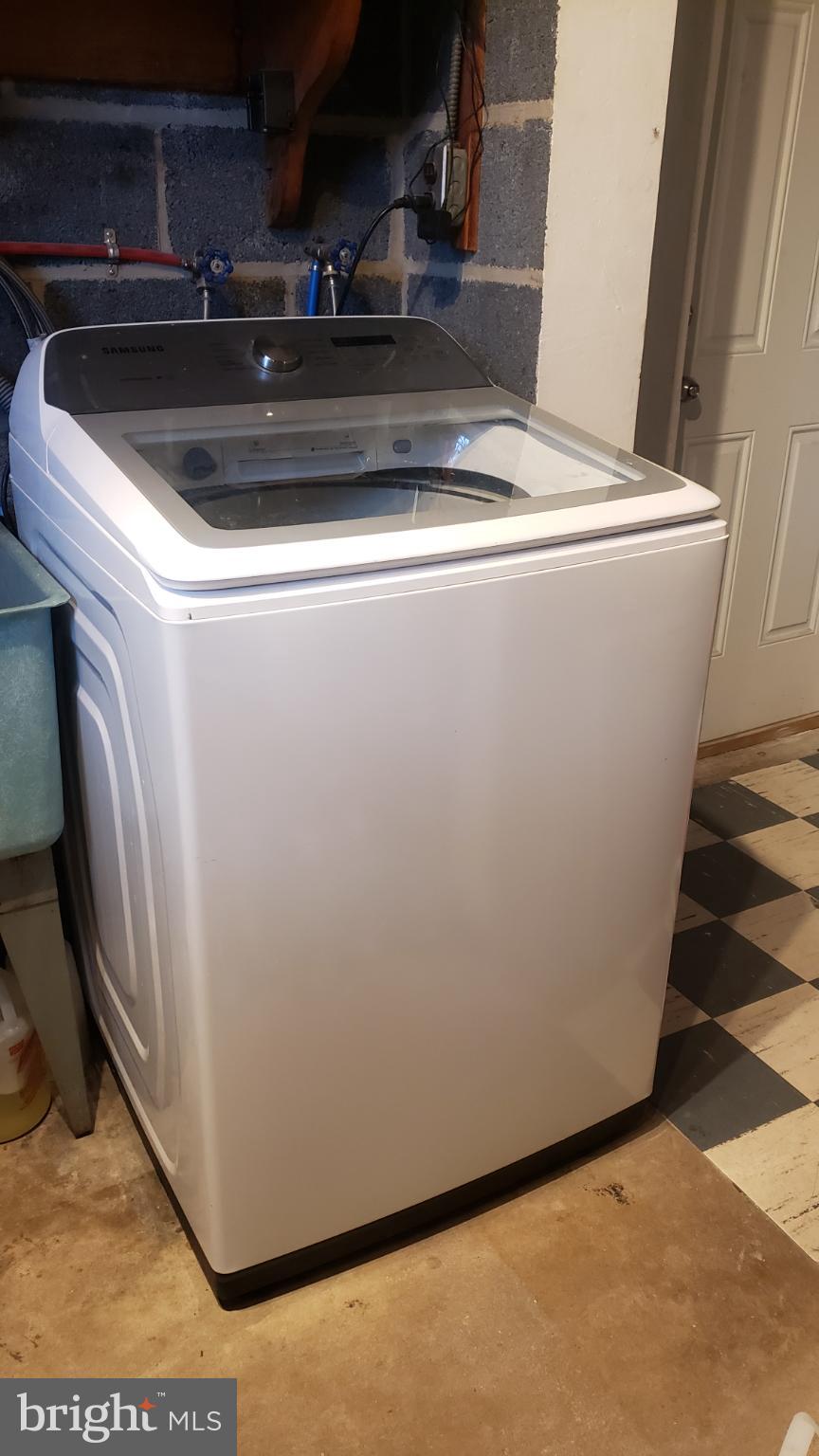 RIVERDALE - Residential