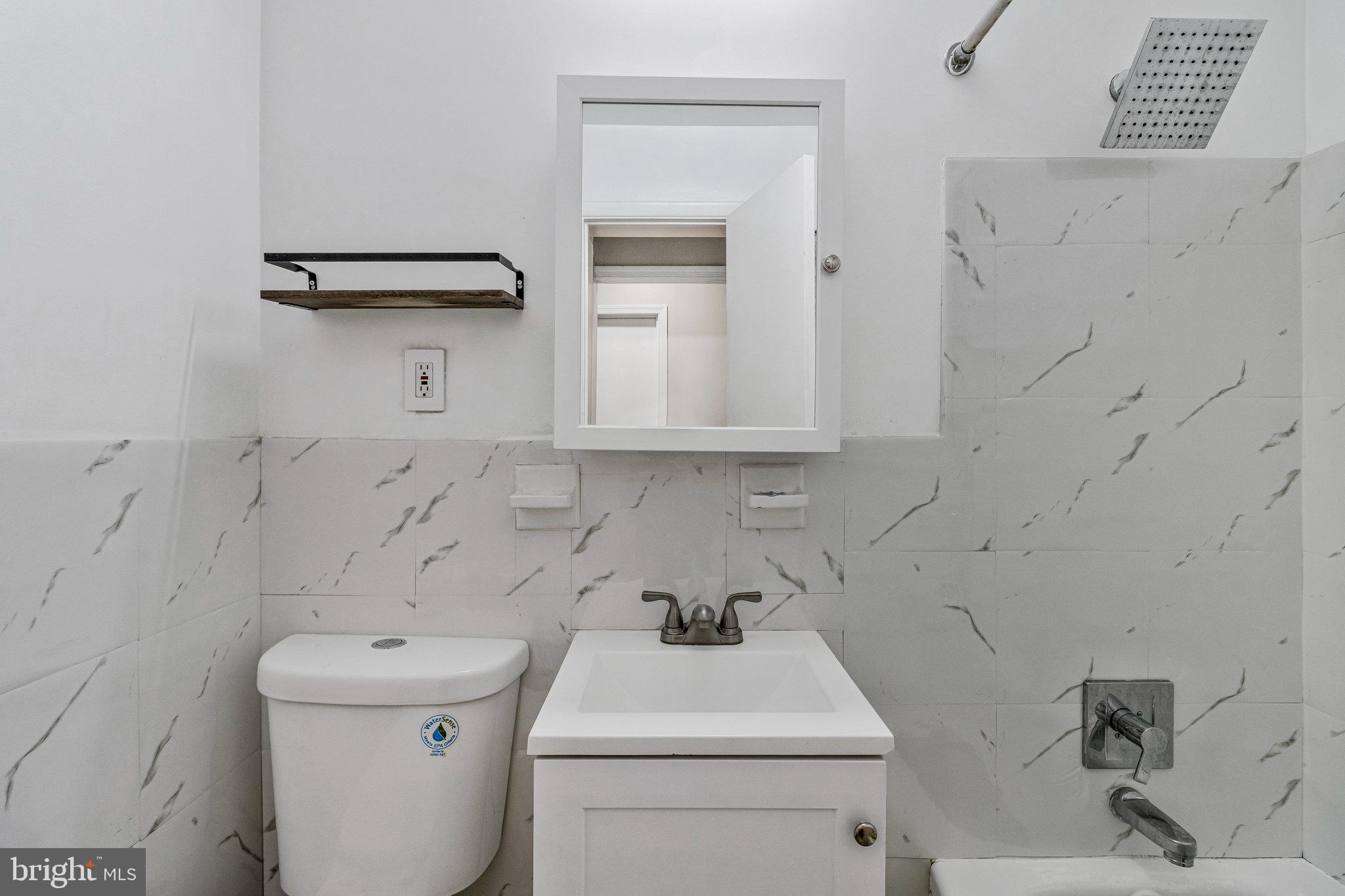 RIVERDALE - Residential