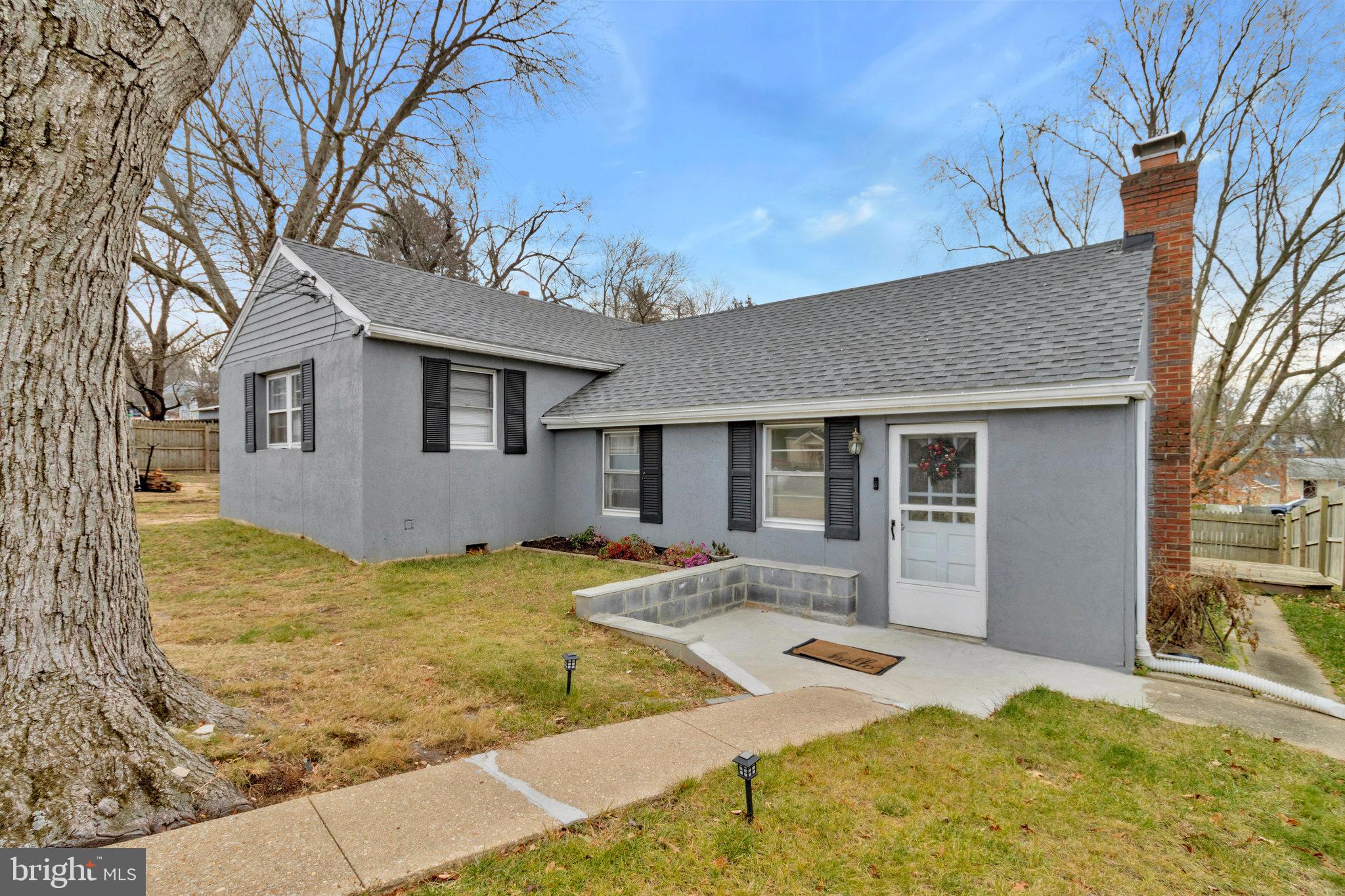 RIVERDALE - Residential