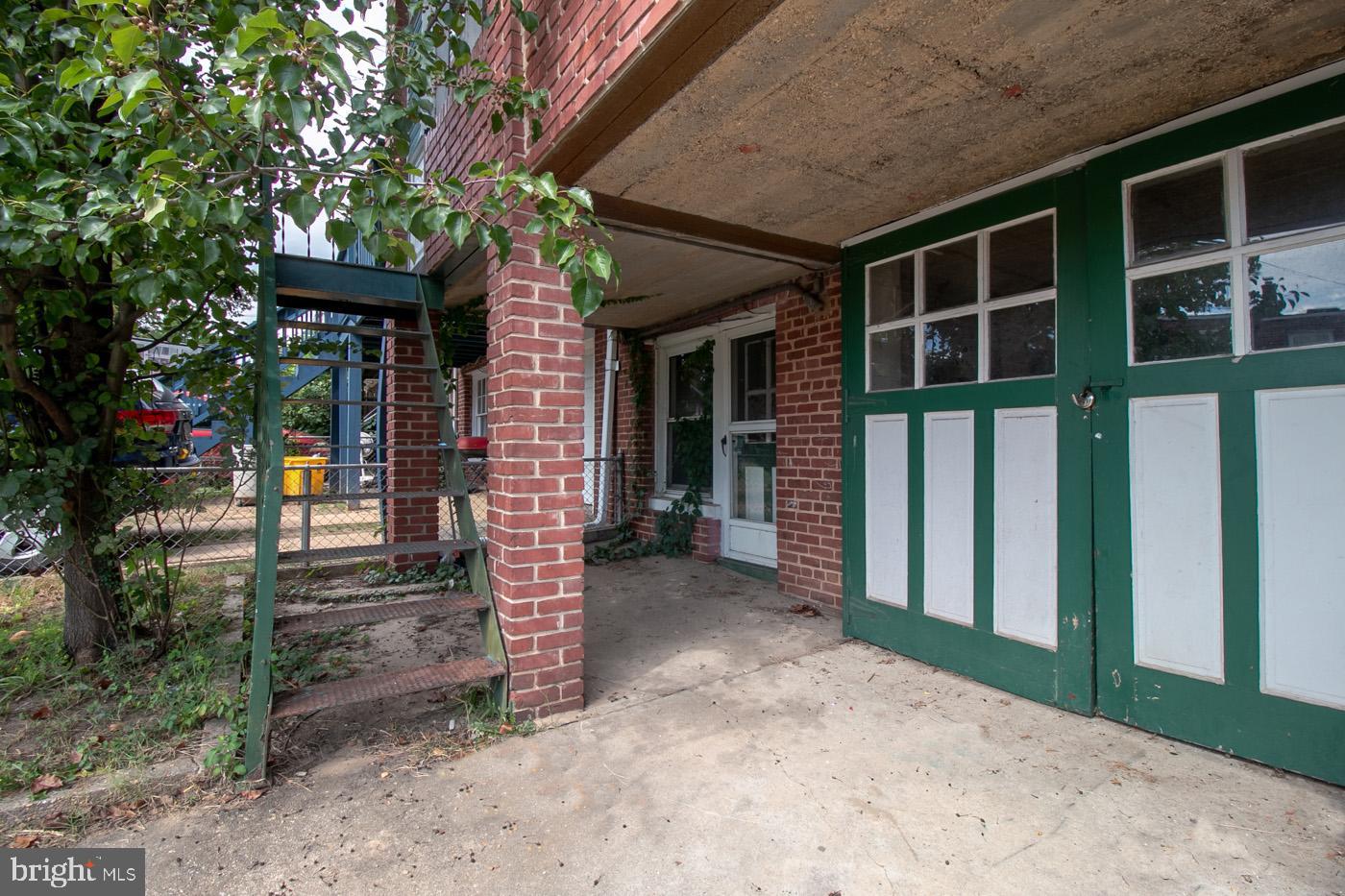 PARKSIDE - Residential