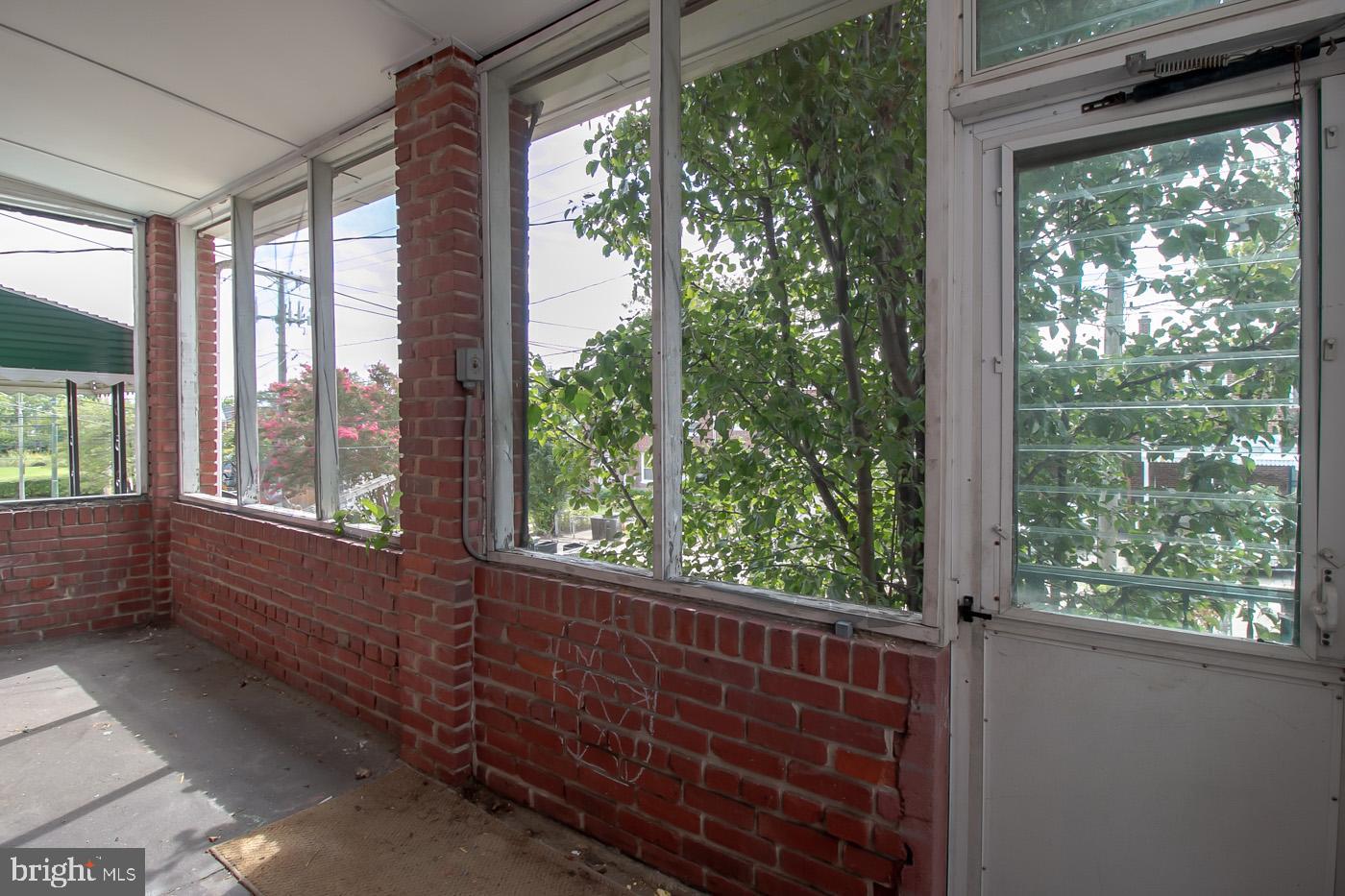 PARKSIDE - Residential