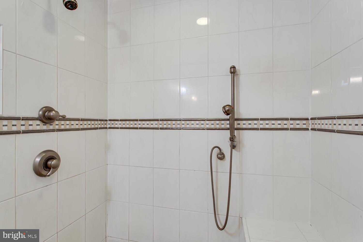 HOMEWOOD - Residential