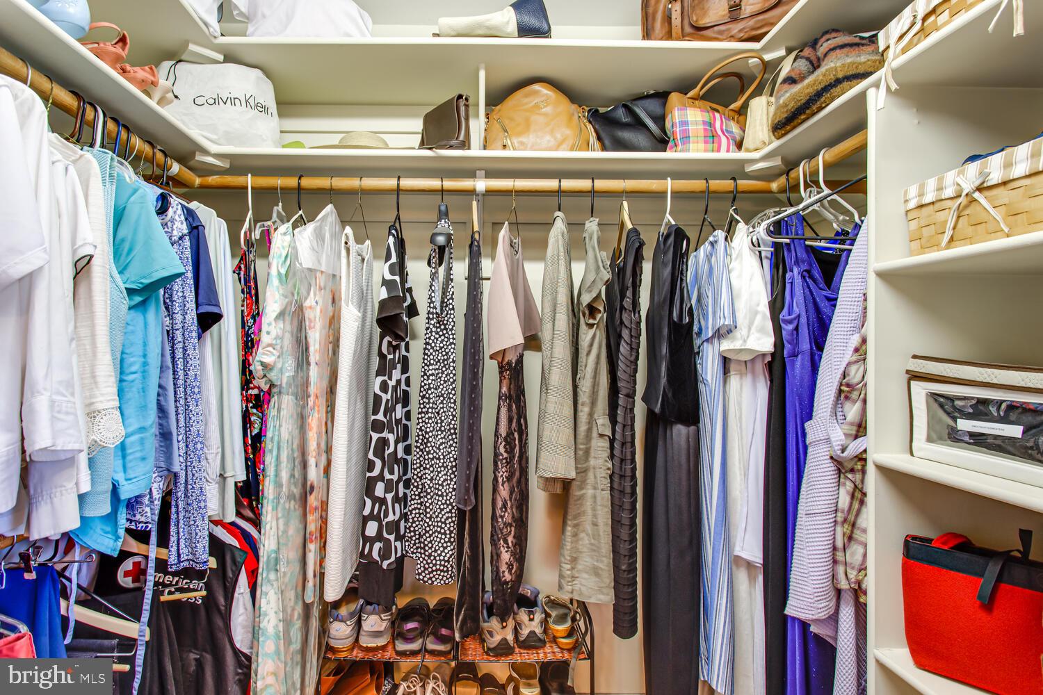 HOMEWOOD - Residential