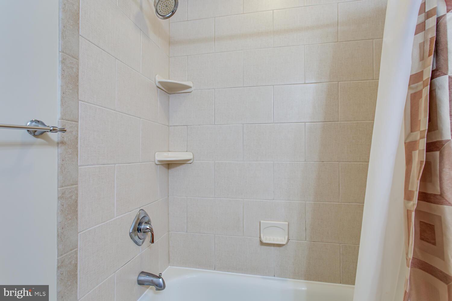 HOMEWOOD - Residential