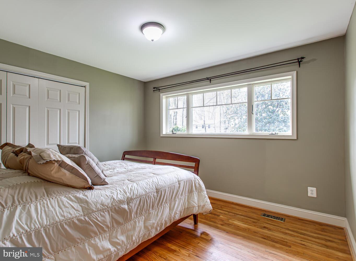 HOMEWOOD - Residential