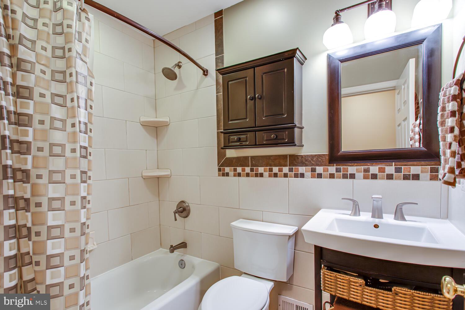 HOMEWOOD - Residential