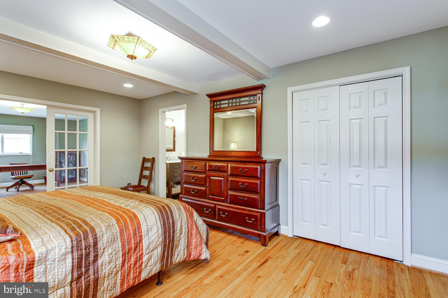 HOMEWOOD - Residential