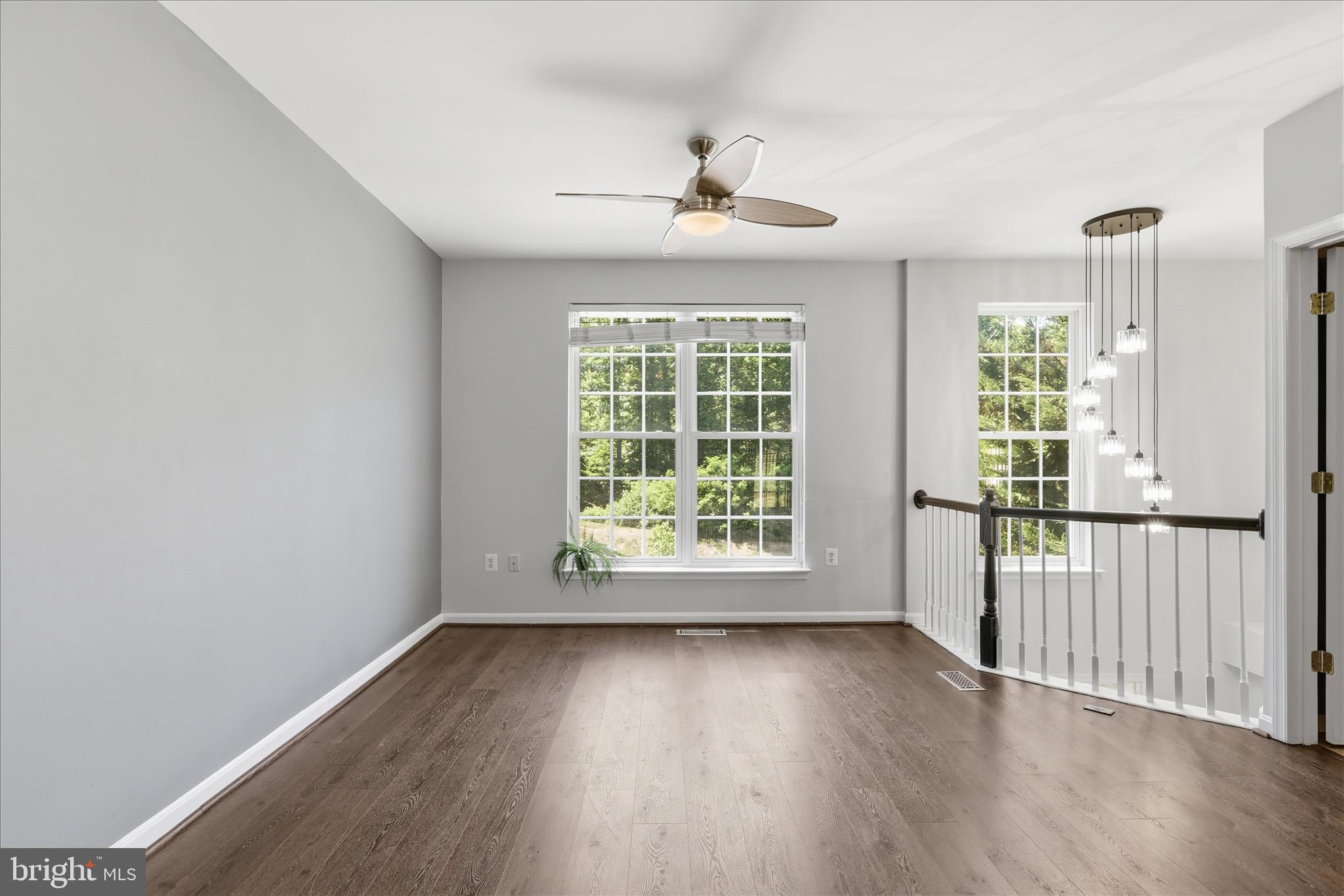 AZALEA WOODS - Residential