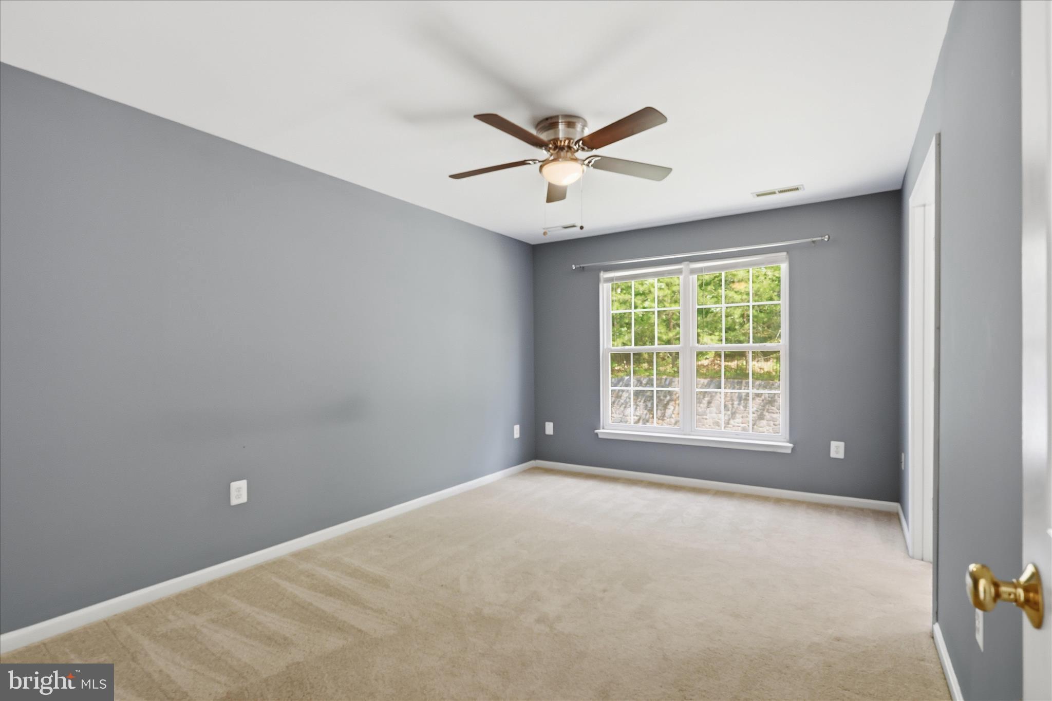 AZALEA WOODS - Residential
