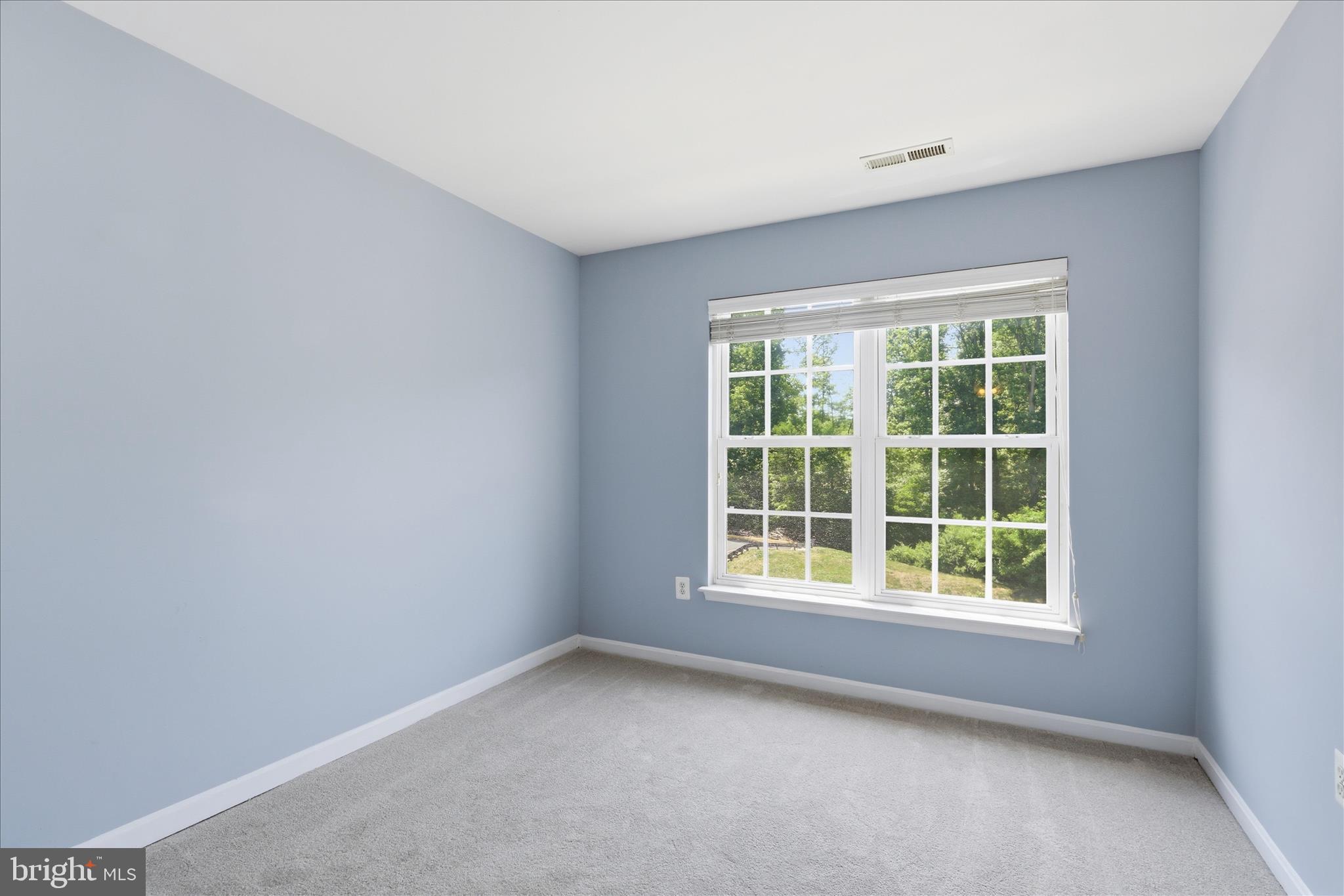 AZALEA WOODS - Residential