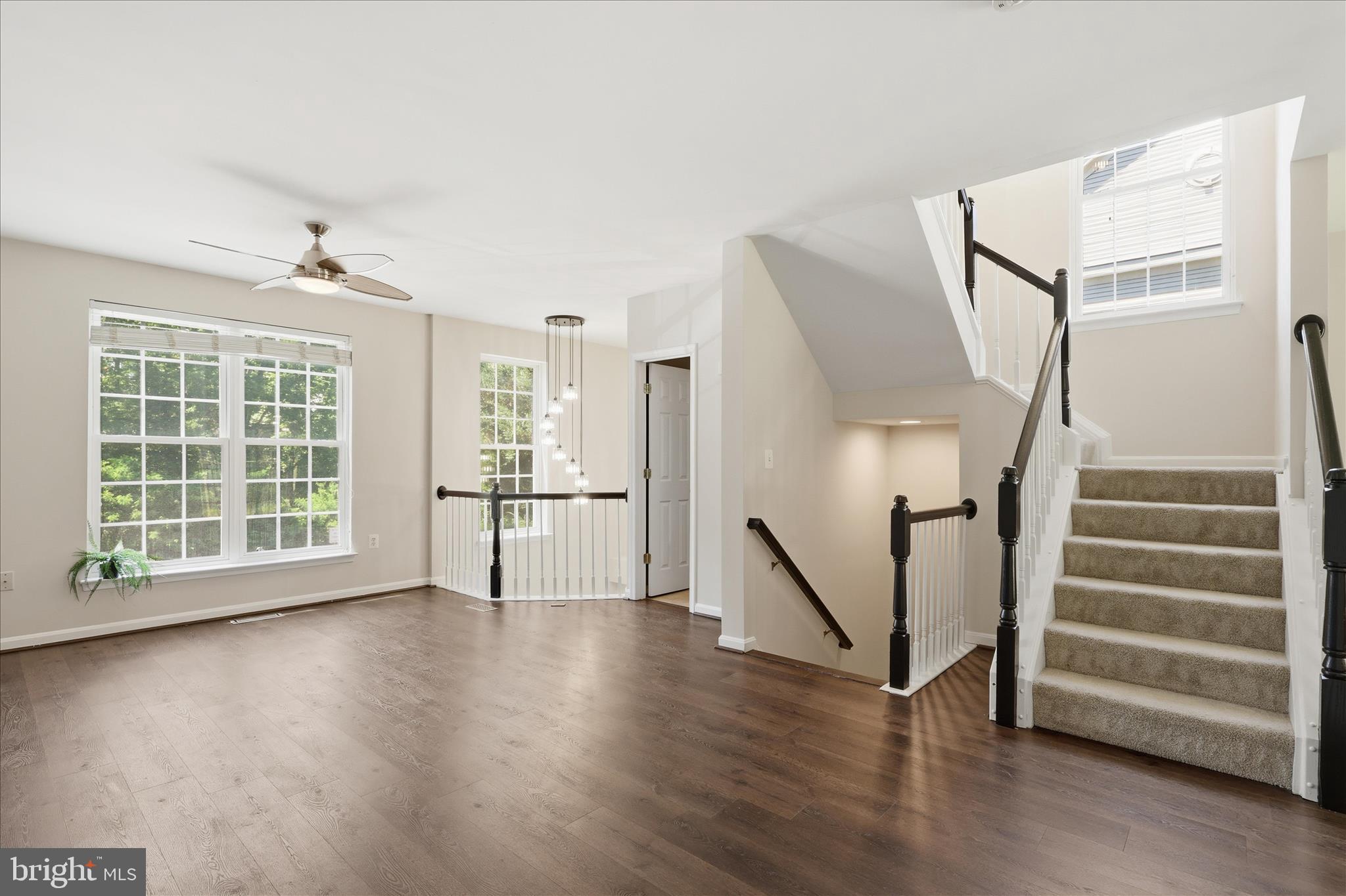 AZALEA WOODS - Residential