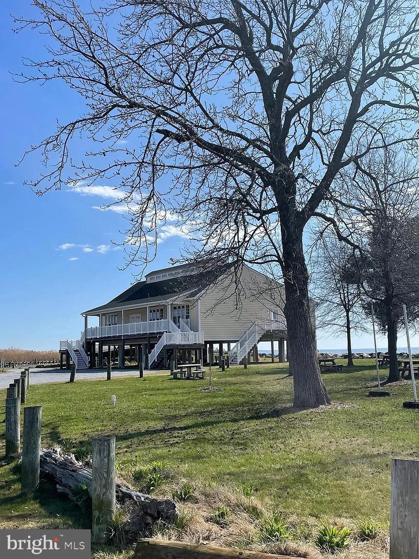 CEDARHURST ON THE BAY - Residential